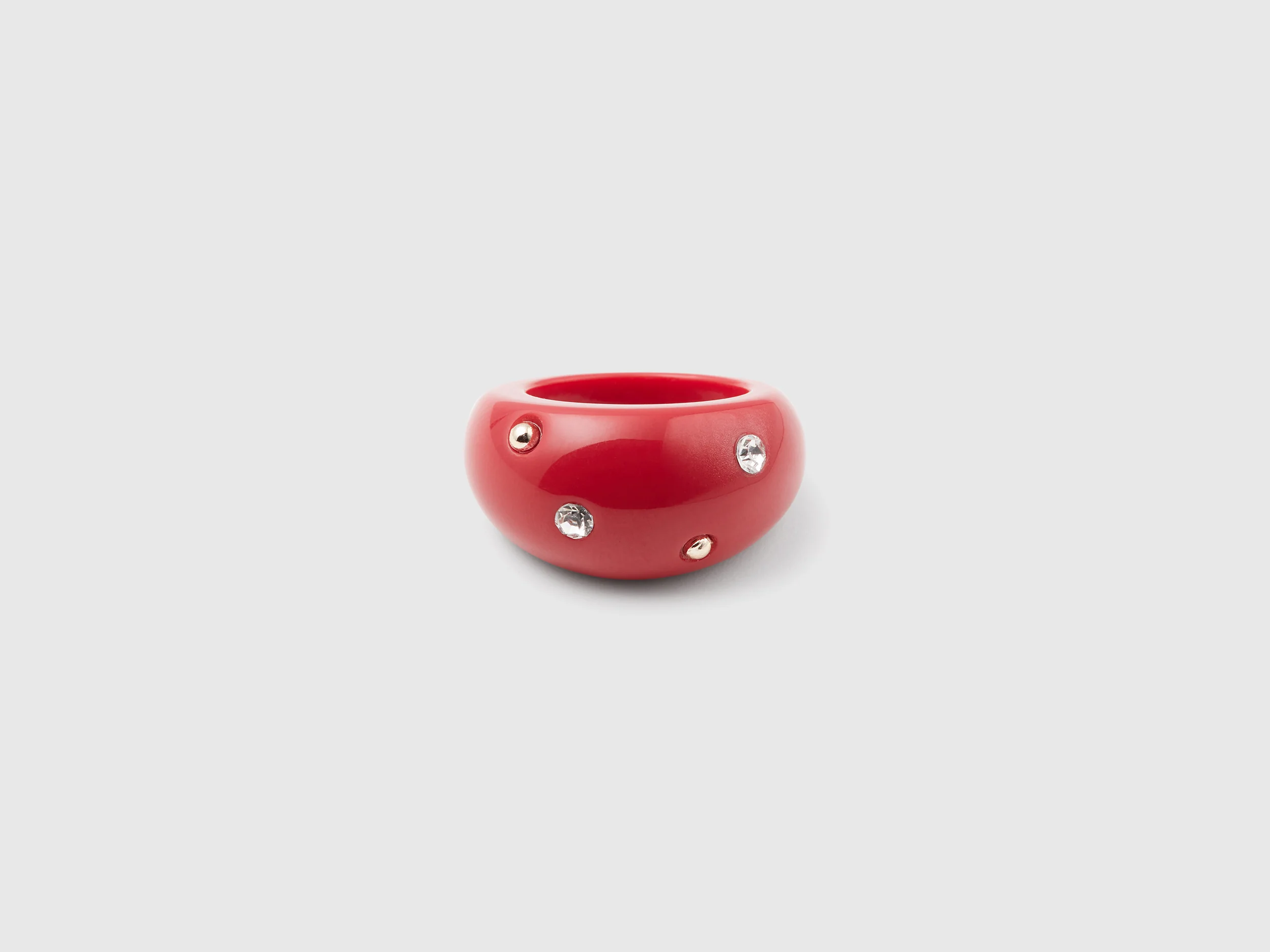 Anello mattone con strass e borchie