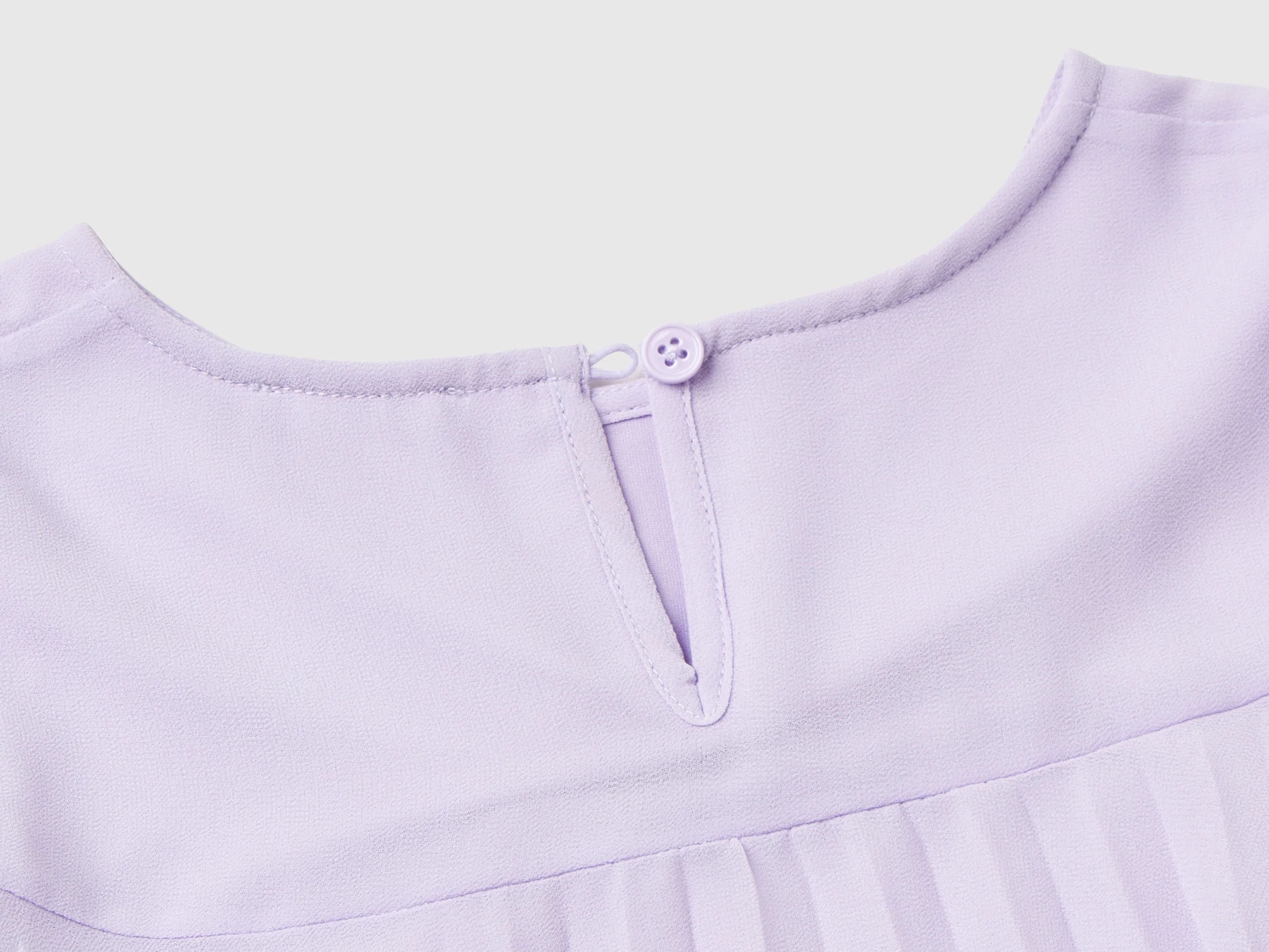 Blusa con dettagli plissé - Image 2
