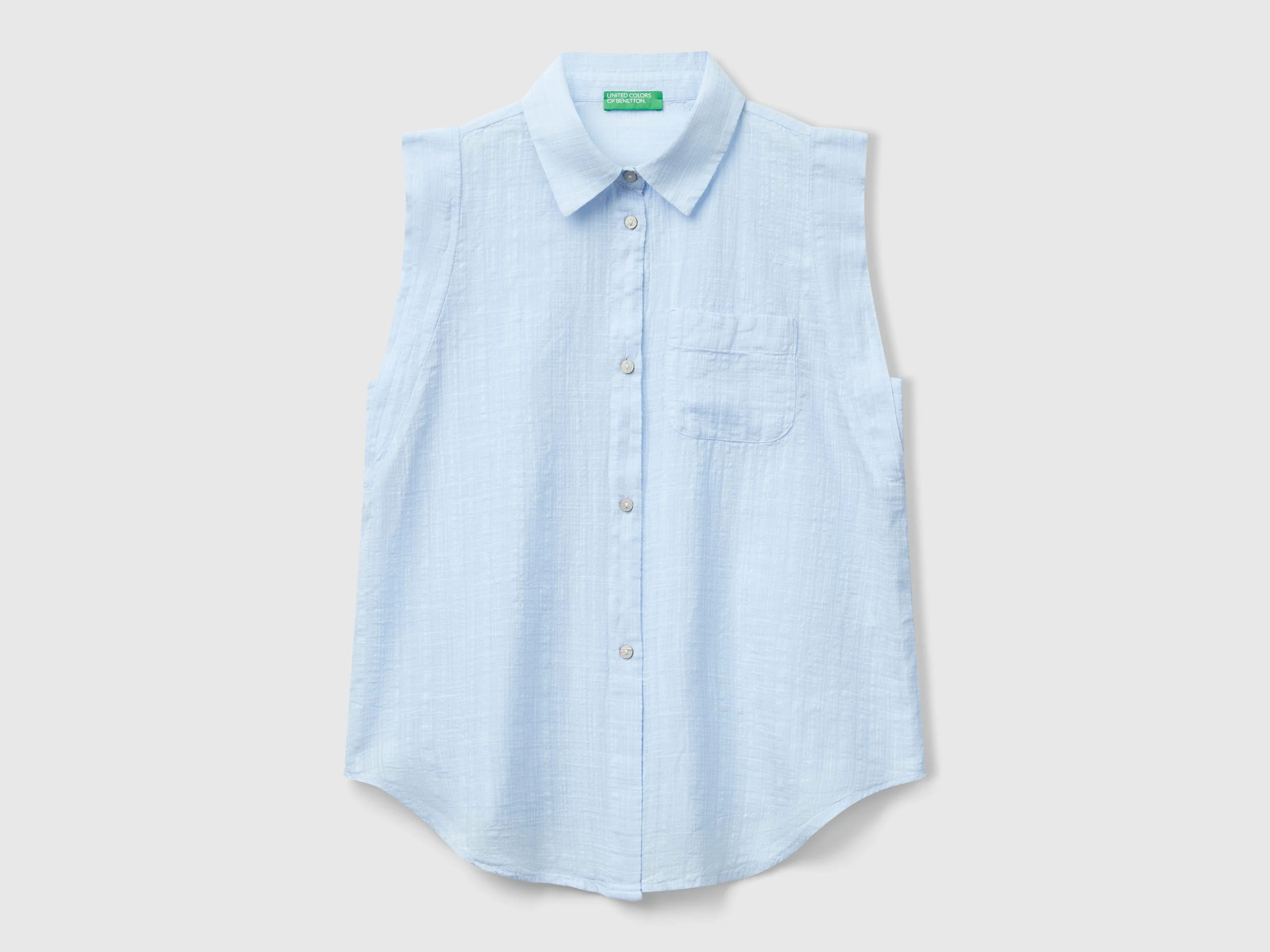 Camicia smanicata con nodo