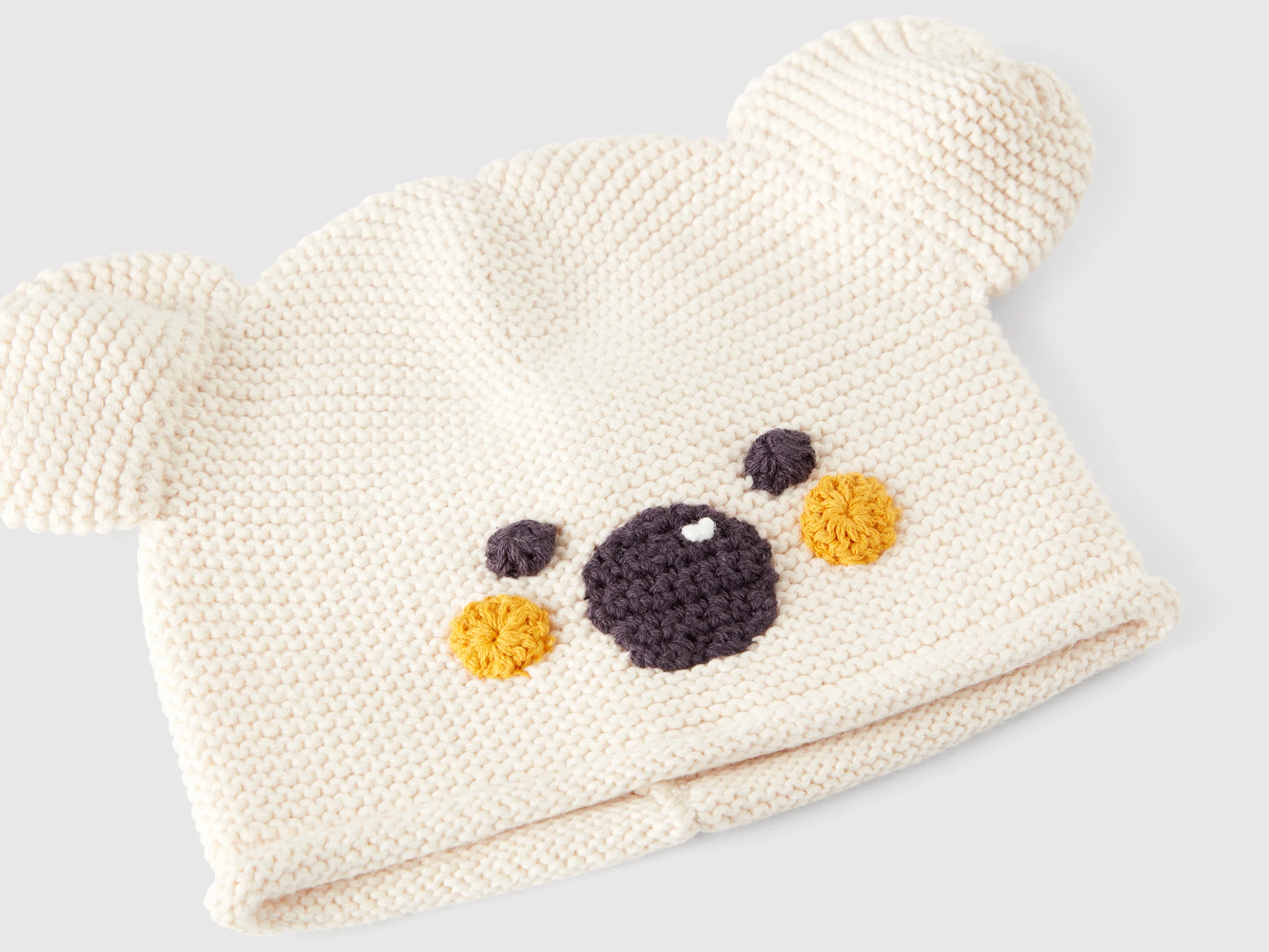 Cappellino tricot con applicazioni - Image 3