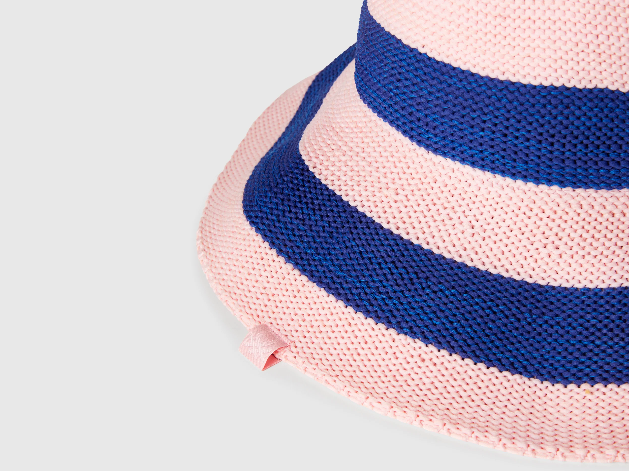 Cappello a righe blu e rosa - Image 3