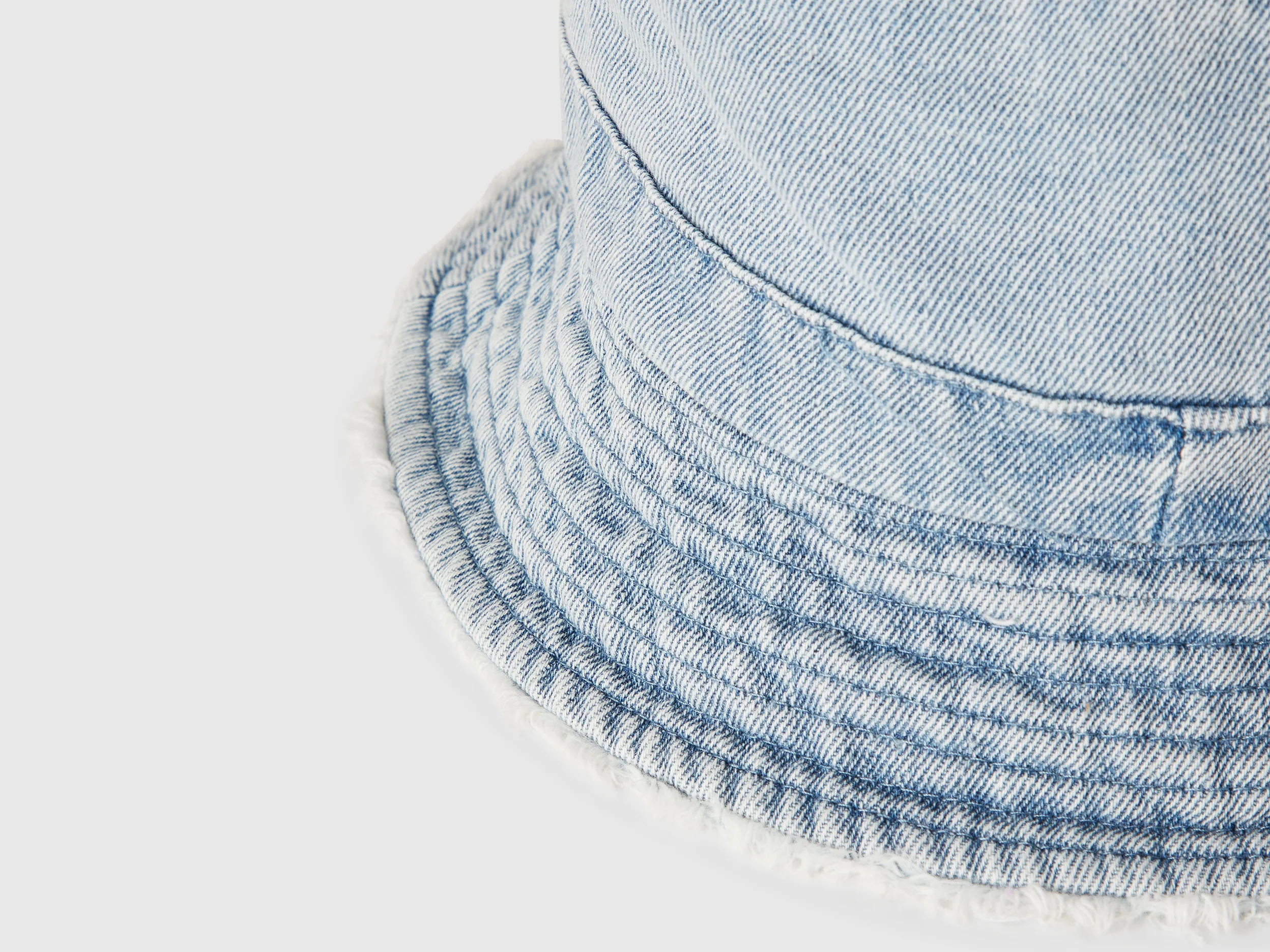 Cappello alla pescatora di jeans - Image 3
