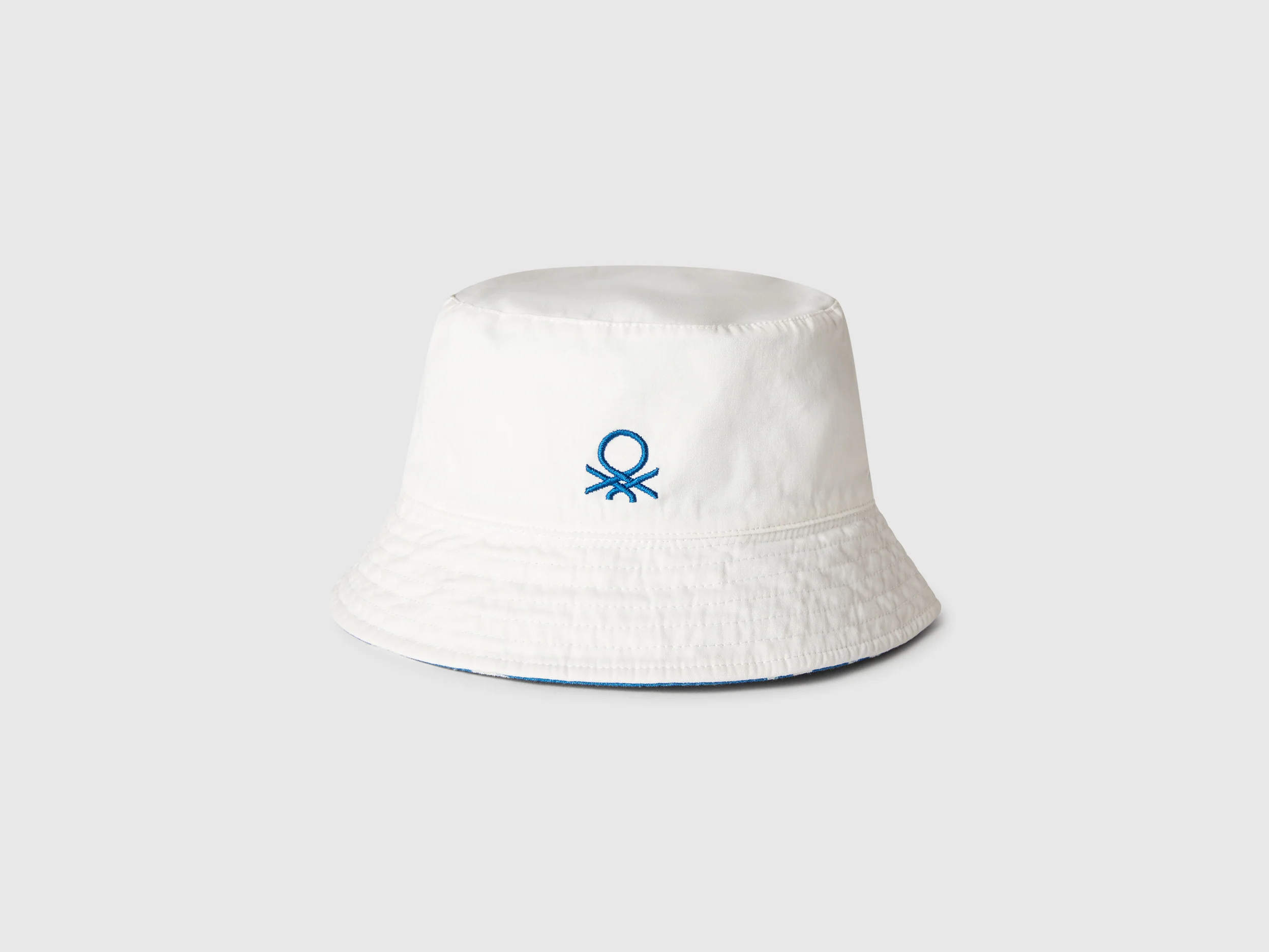 Cappello reversibile stile pescatore