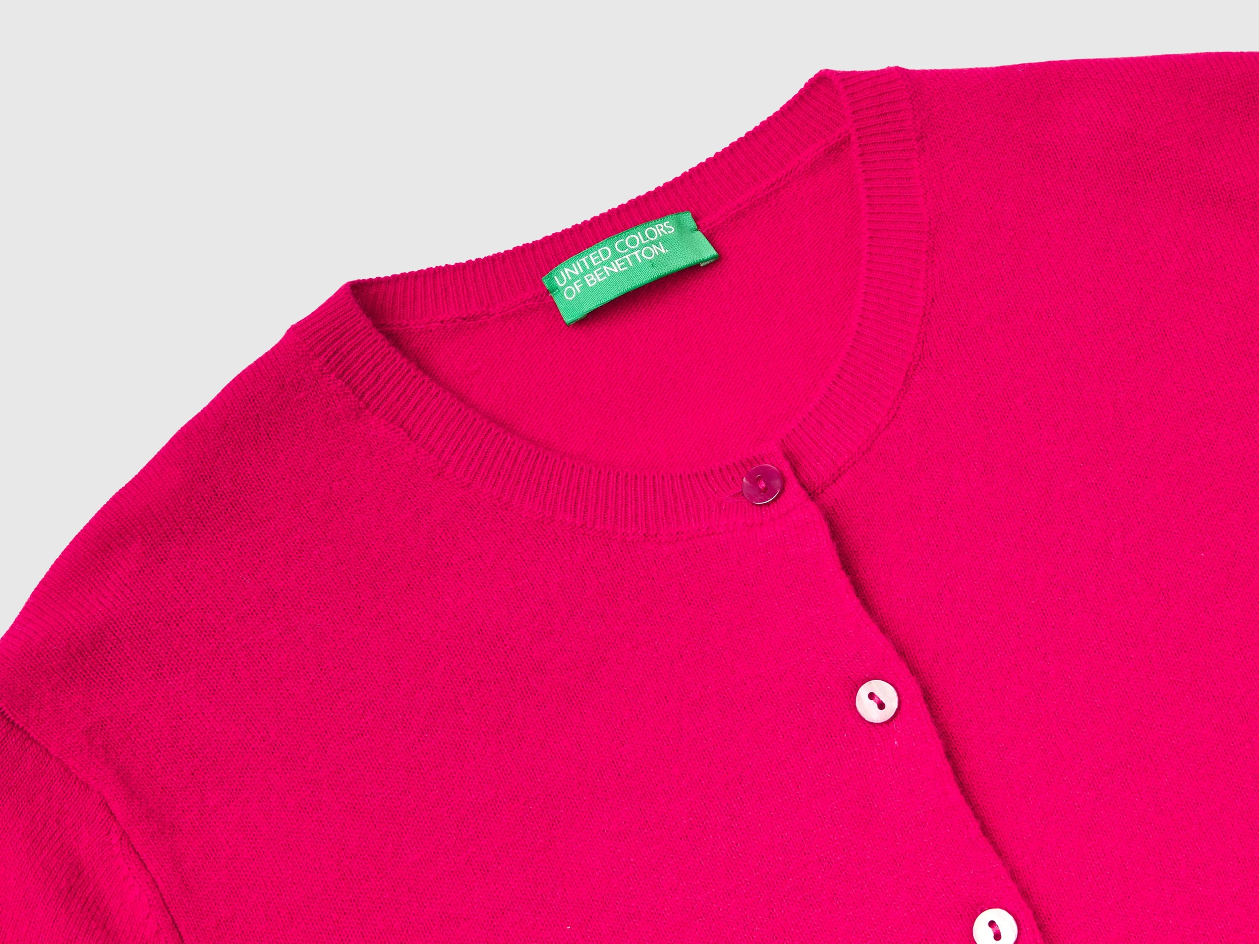 Cardigan girocollo fucsia in pura lana Merino - Image 3