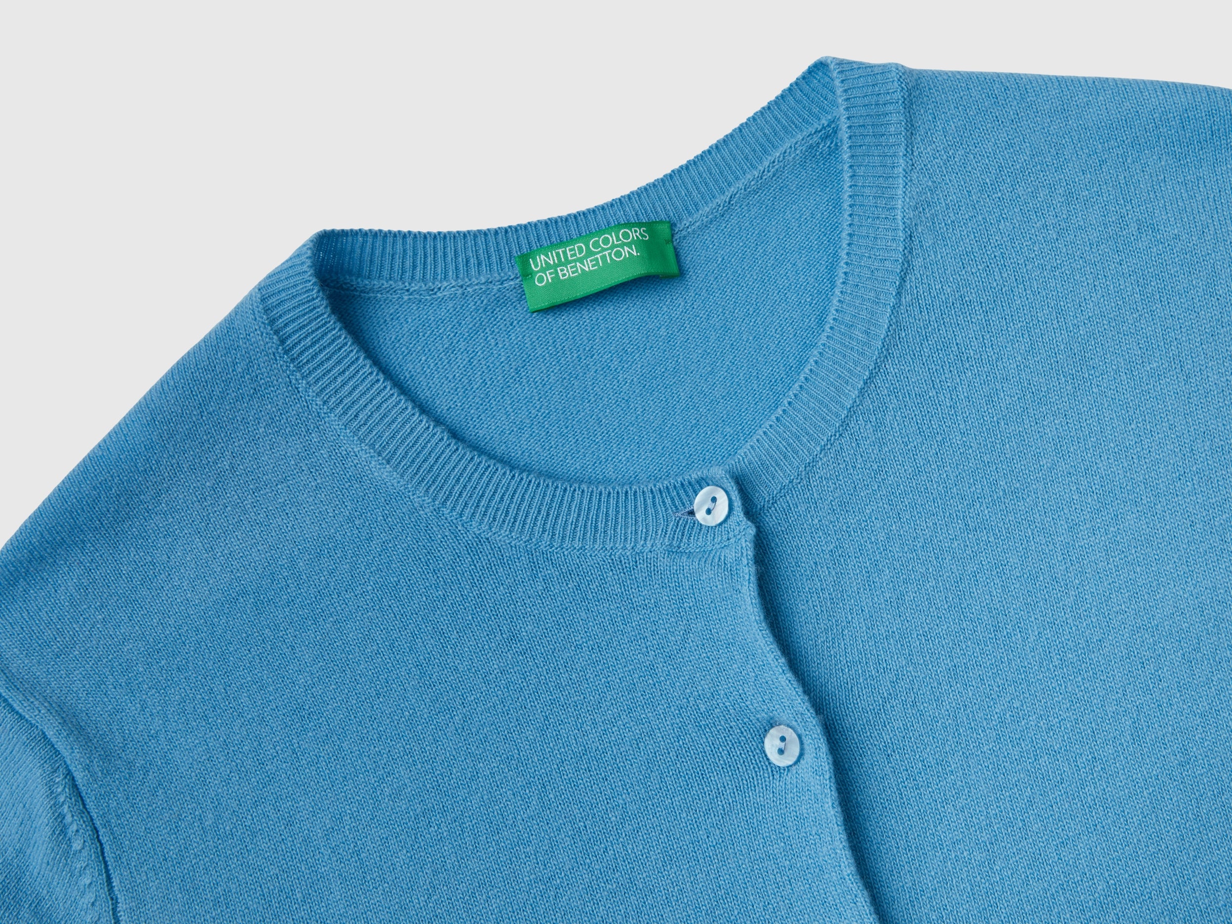 Cardigan girocollo in pura lana Merino - Image 3