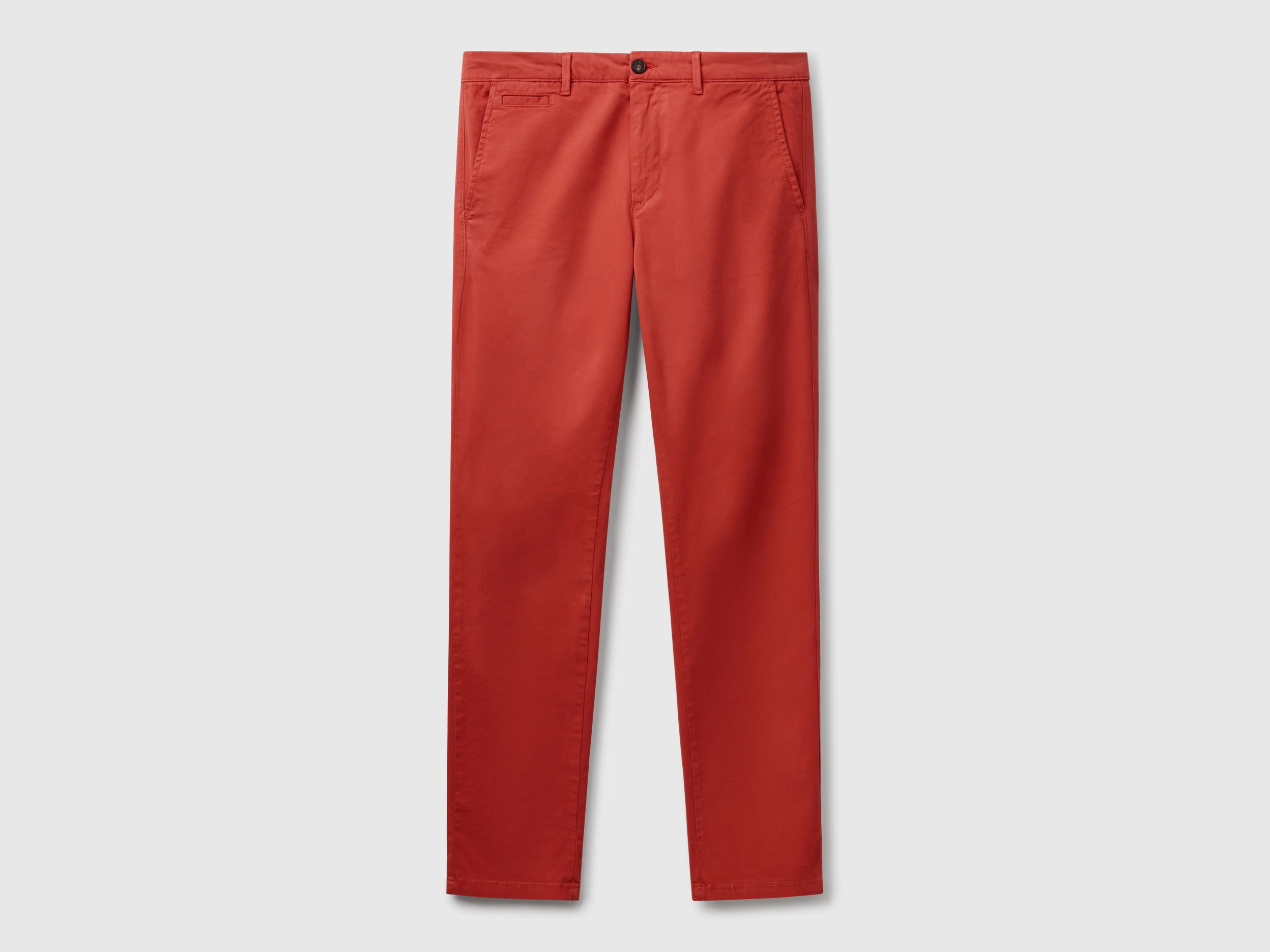 Chino slim fit mattone