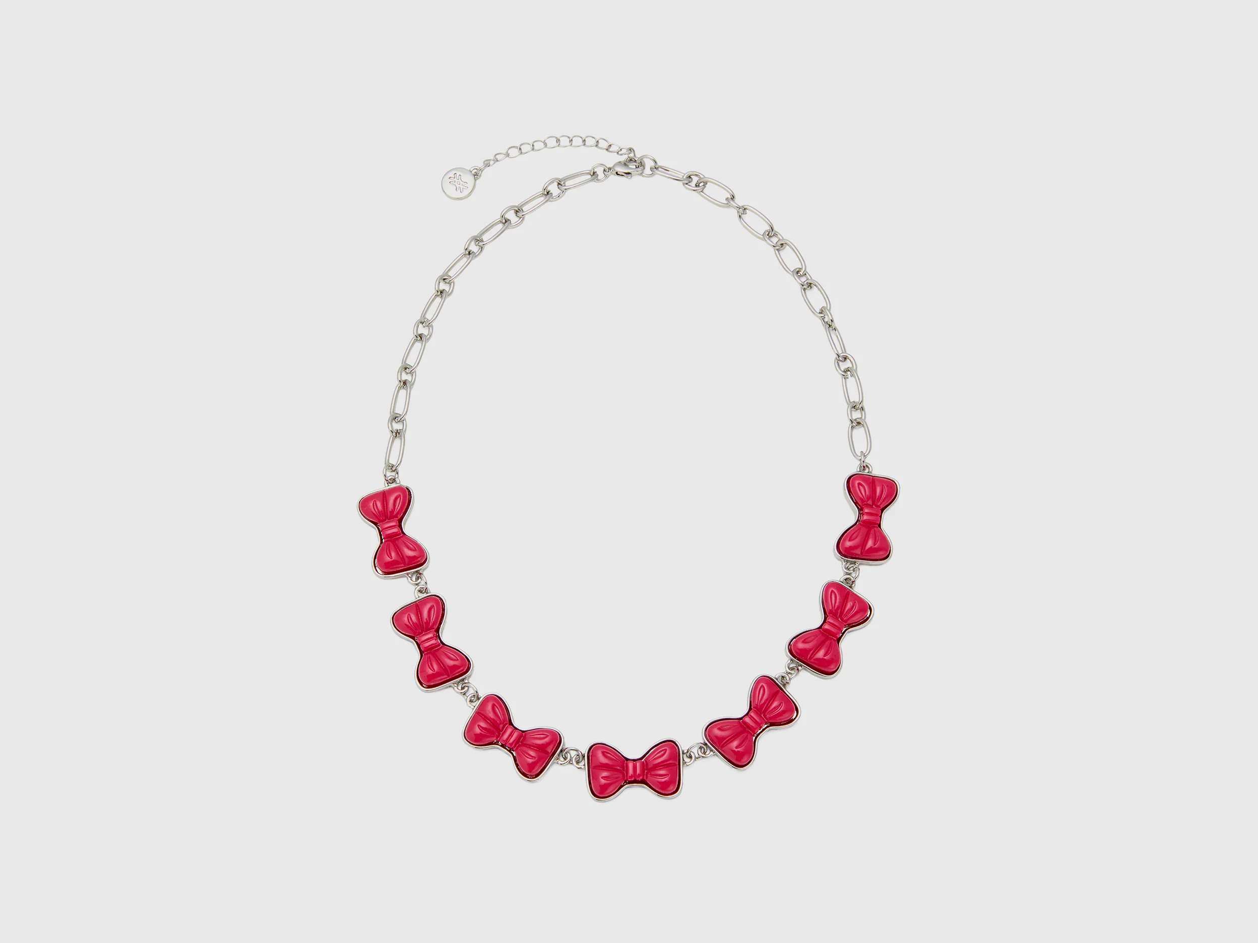 Collana con fiocchetti