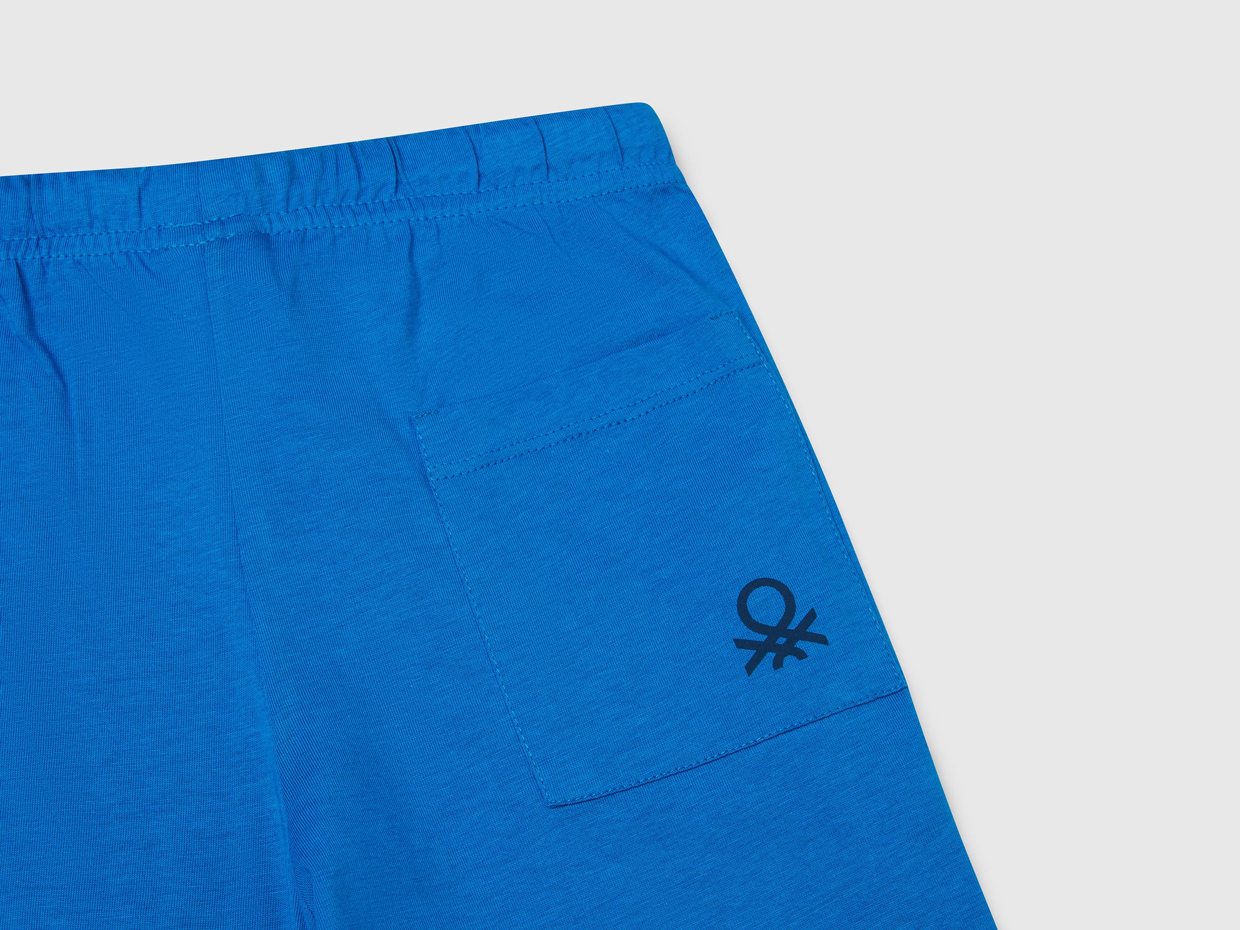 Completo t-shirt e bermuda - Image 3
