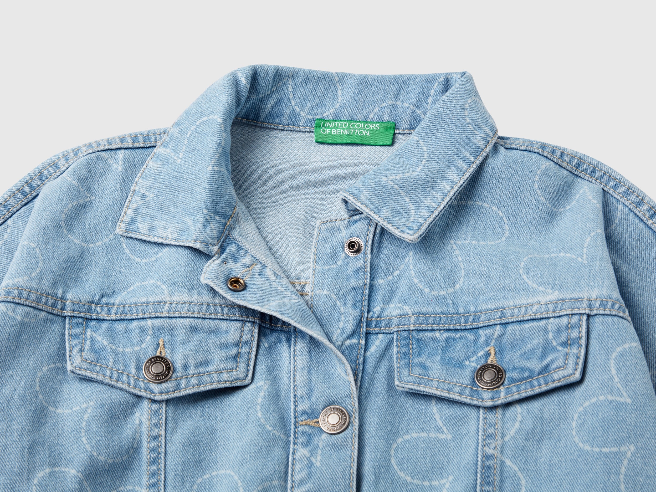 Giacca di jeans con stampa fiori - Image 3