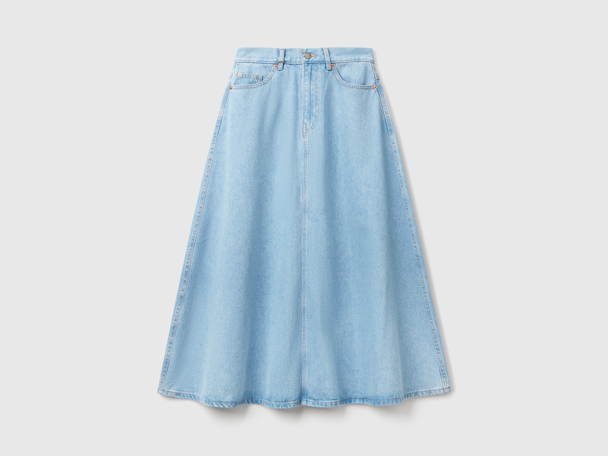 Gonna svasata di jeans