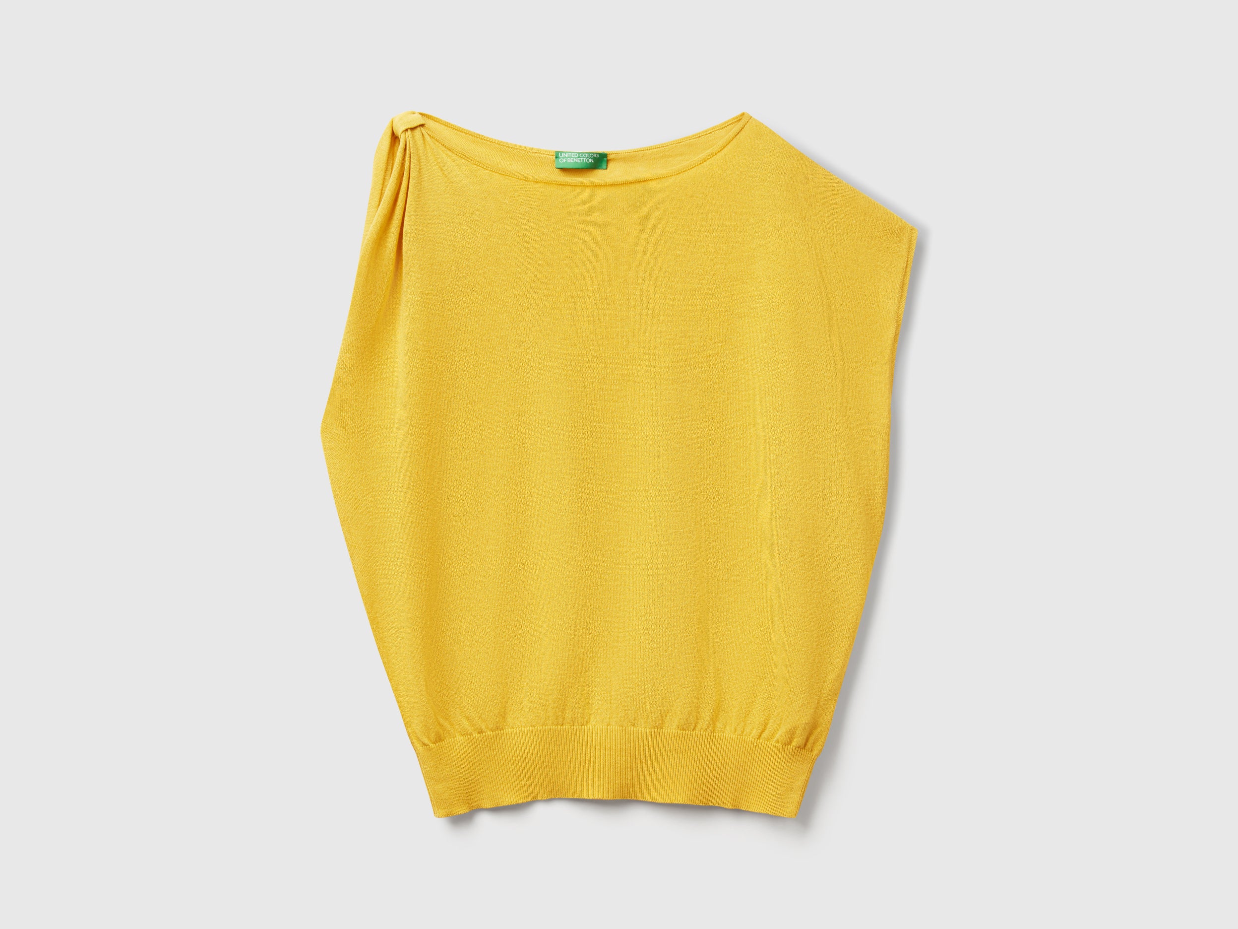 Maglia asimmetrica in misto lino