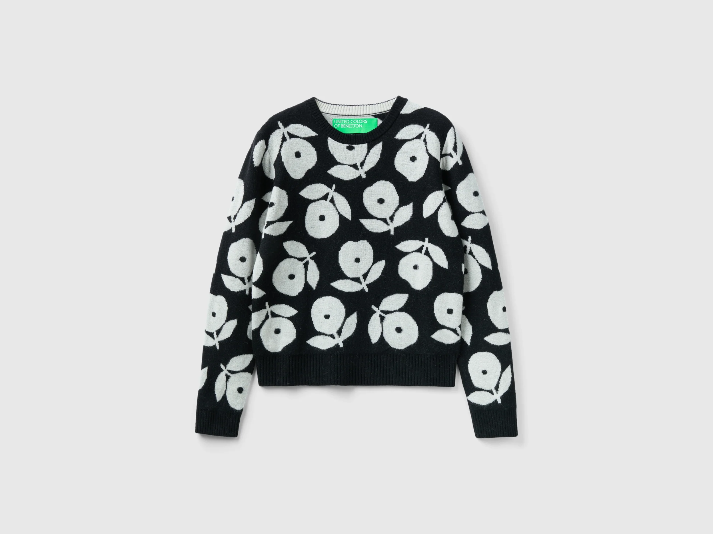 Maglia con intarsi floreali