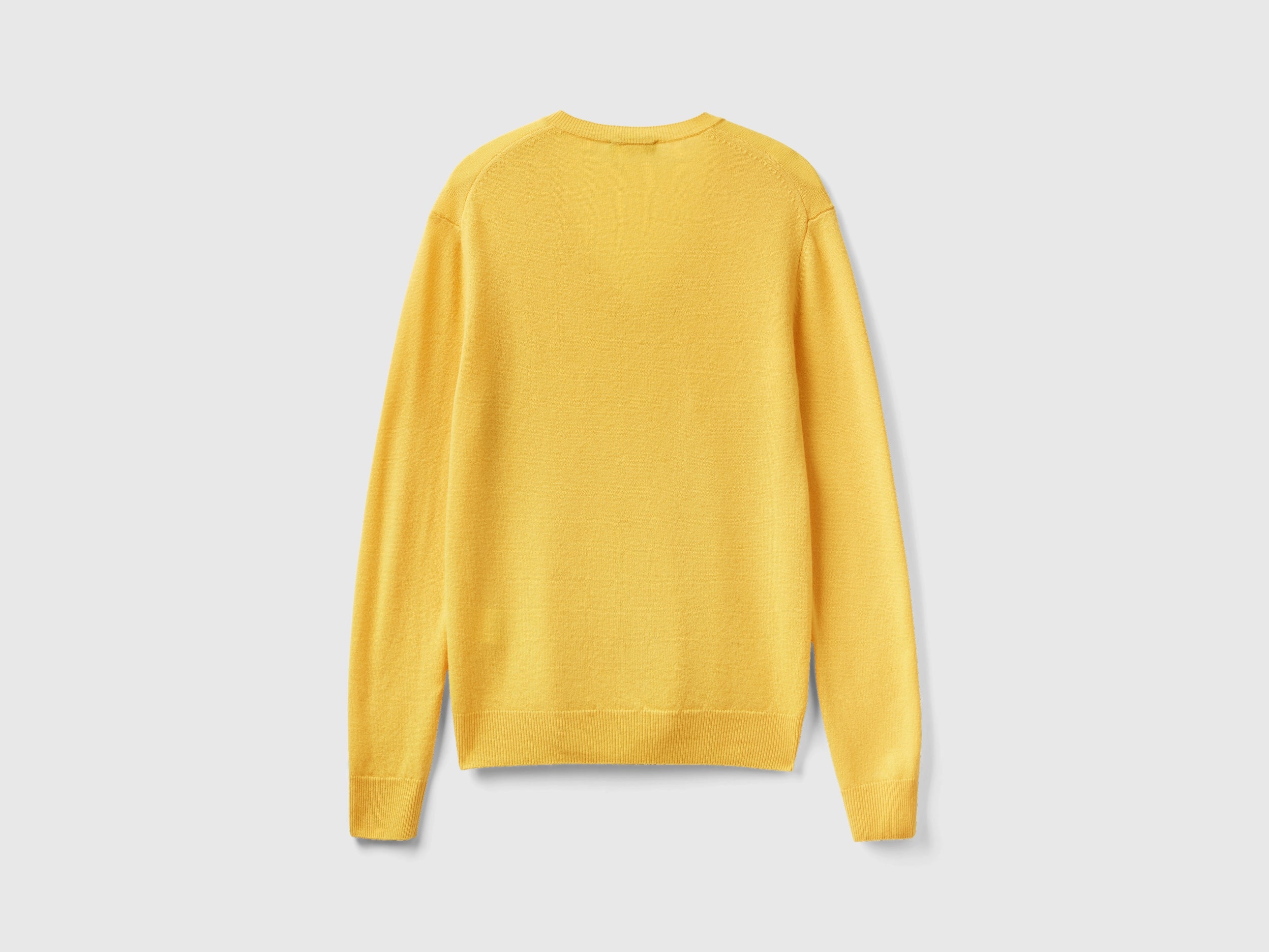 Maglia con scollo a V in pura lana Merino - Image 2