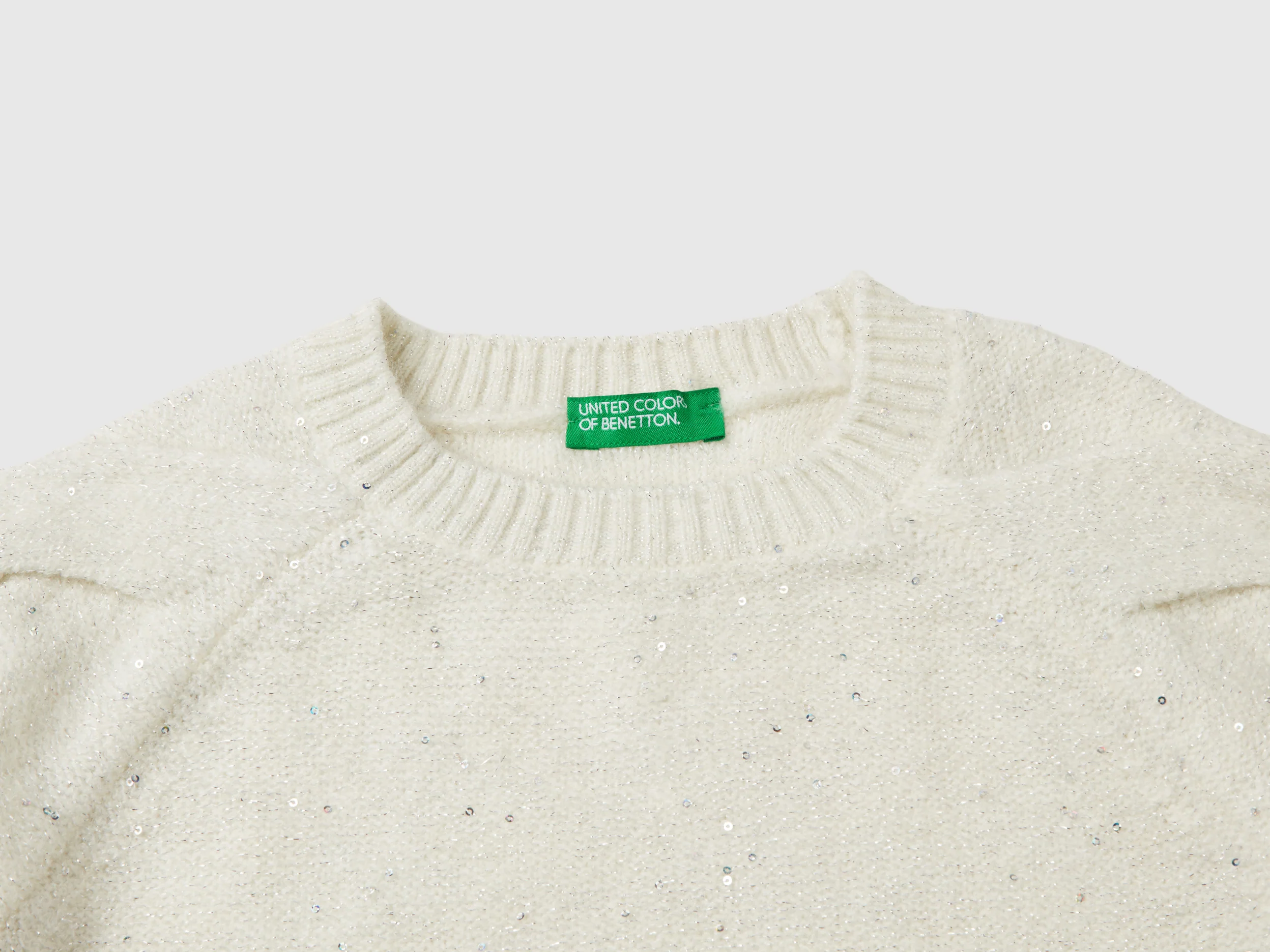 Maglia con tessuto riciclato e paillettes - Image 3