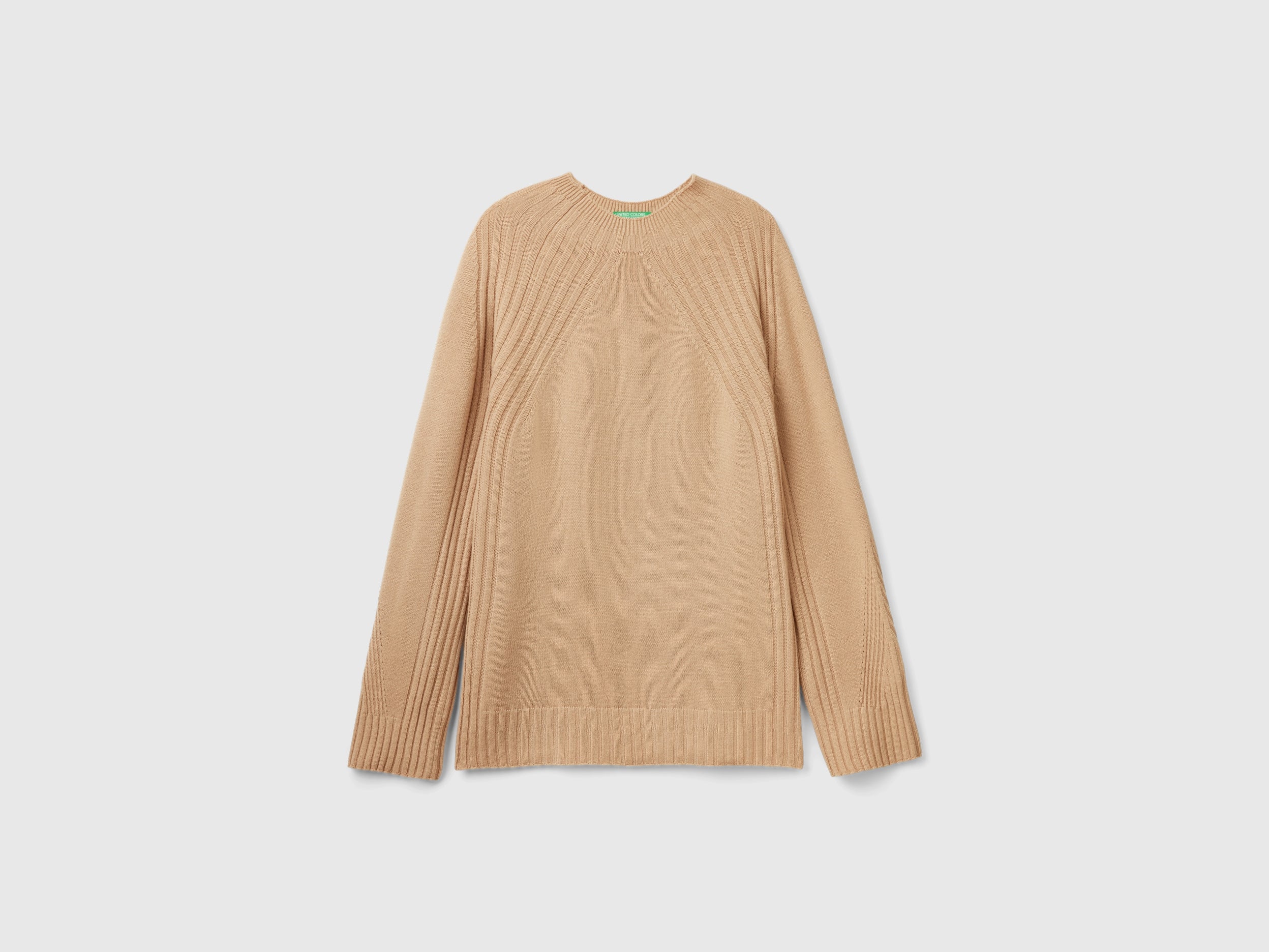 Maglia lupetto con spacchi