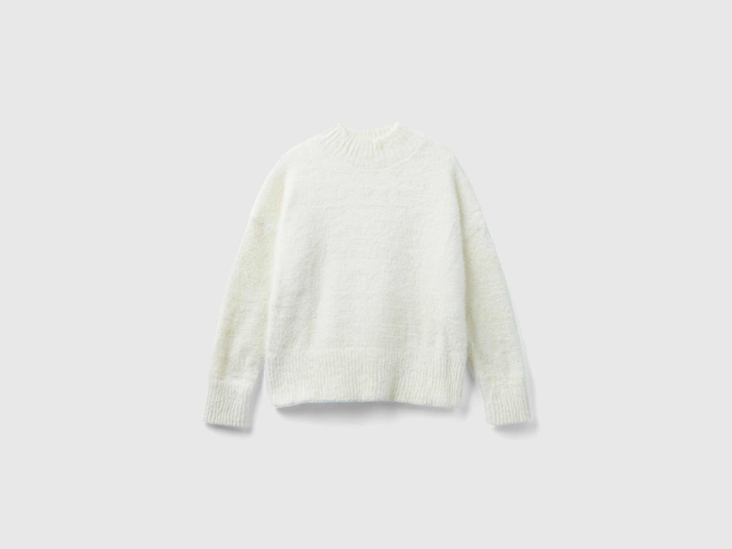 Maglia lupetto in filato peloso