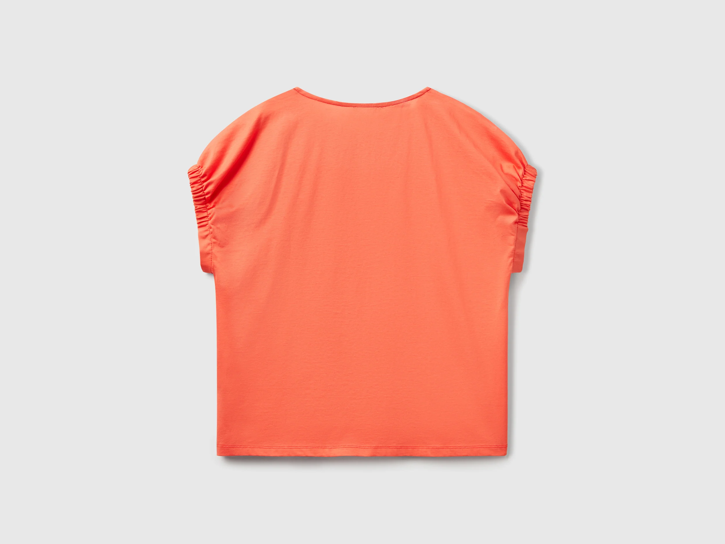 Maglietta con nodo e cut out - Image 2