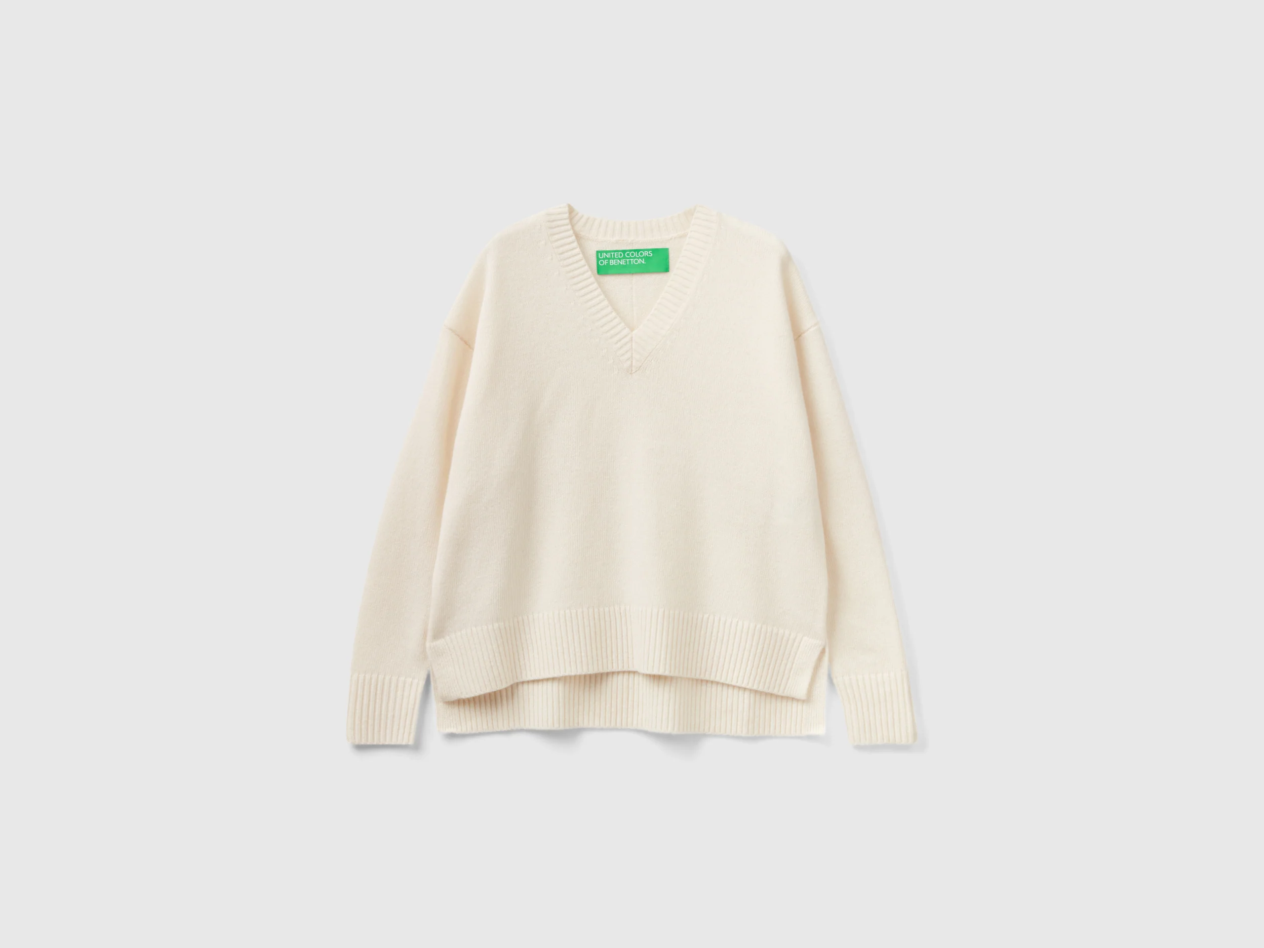 Maglione over fit con spacchi