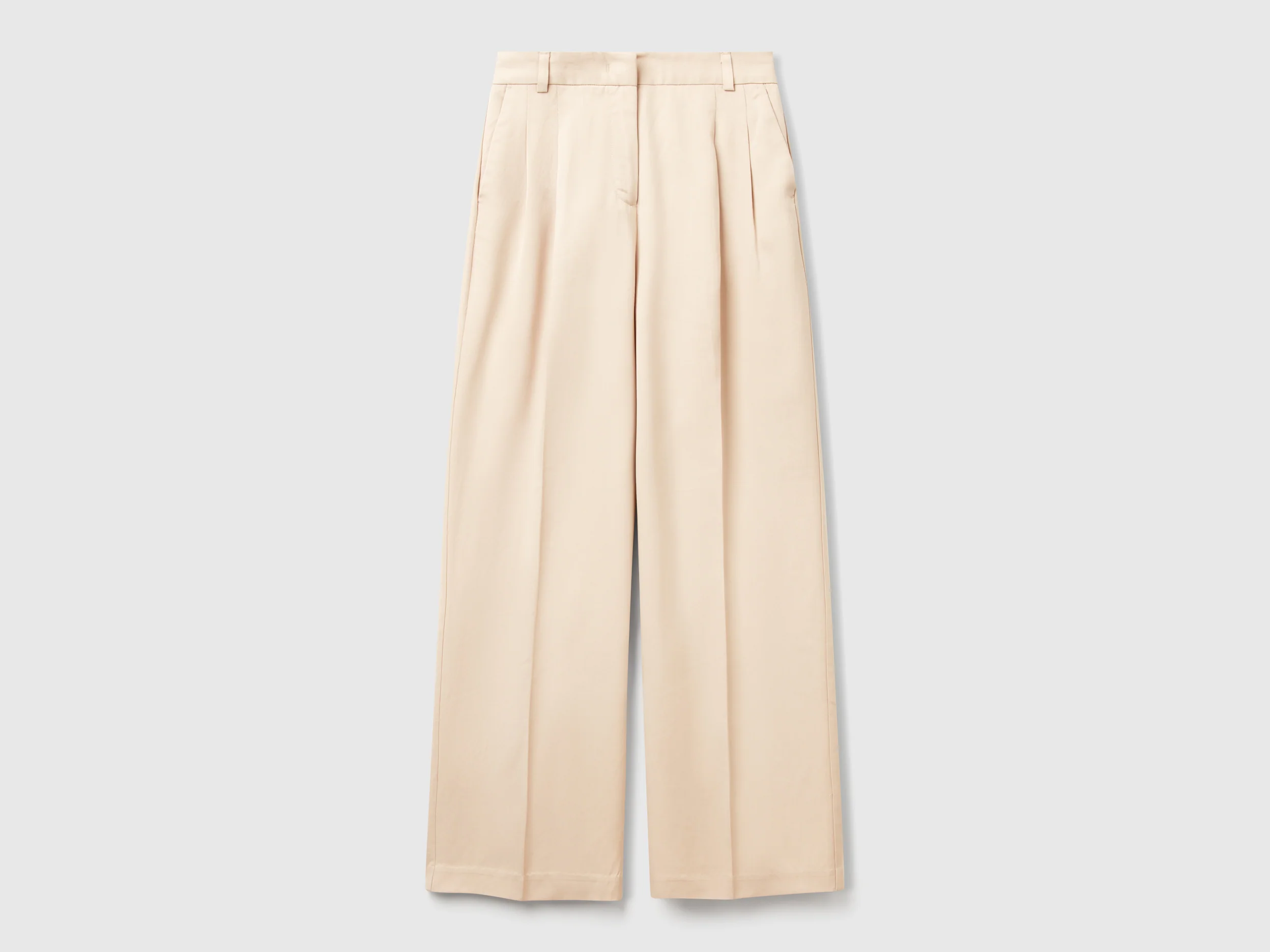 Pantaloni ampi fluidi