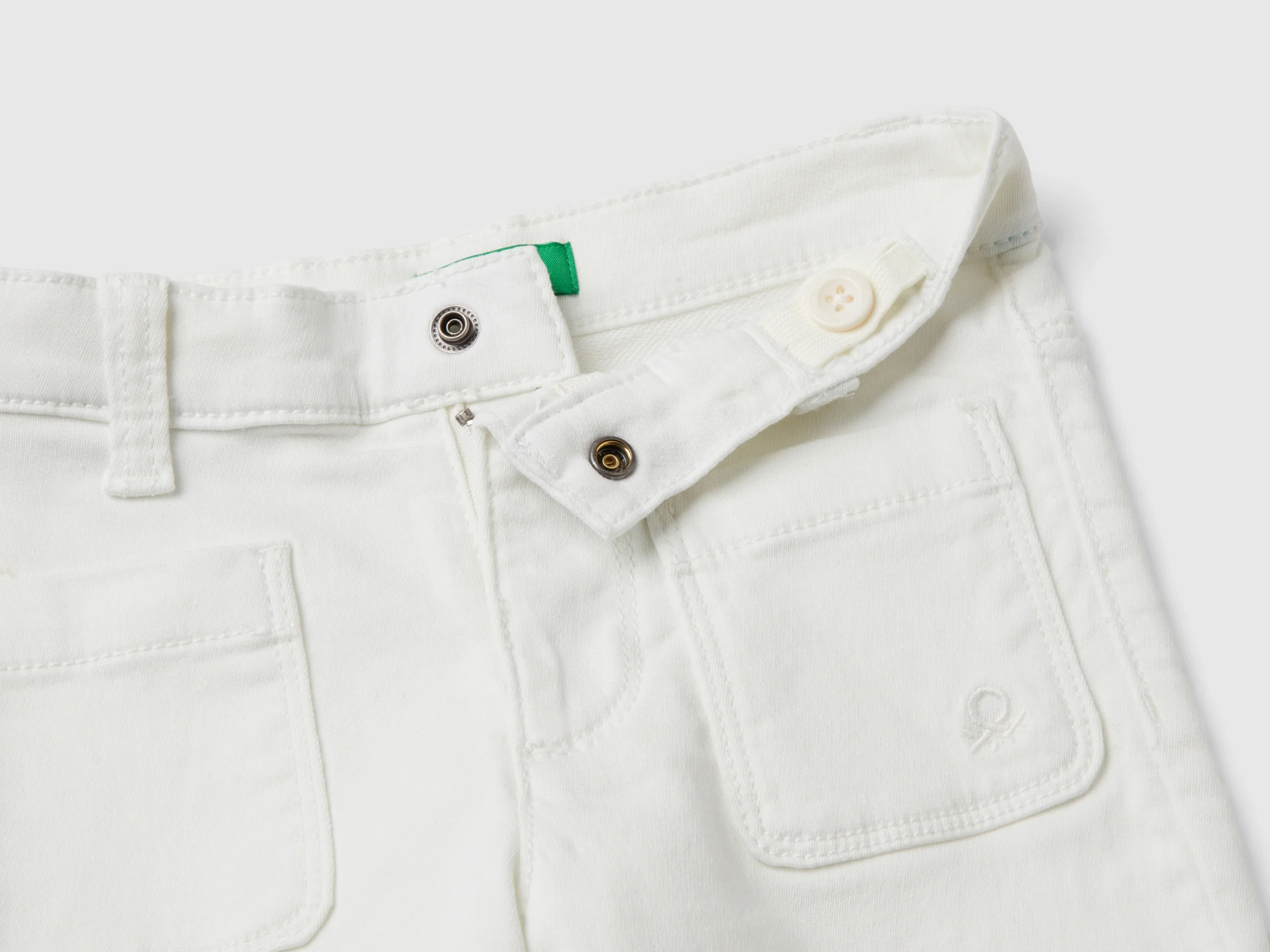 Pantaloni ampi in cotone stretch - Image 3