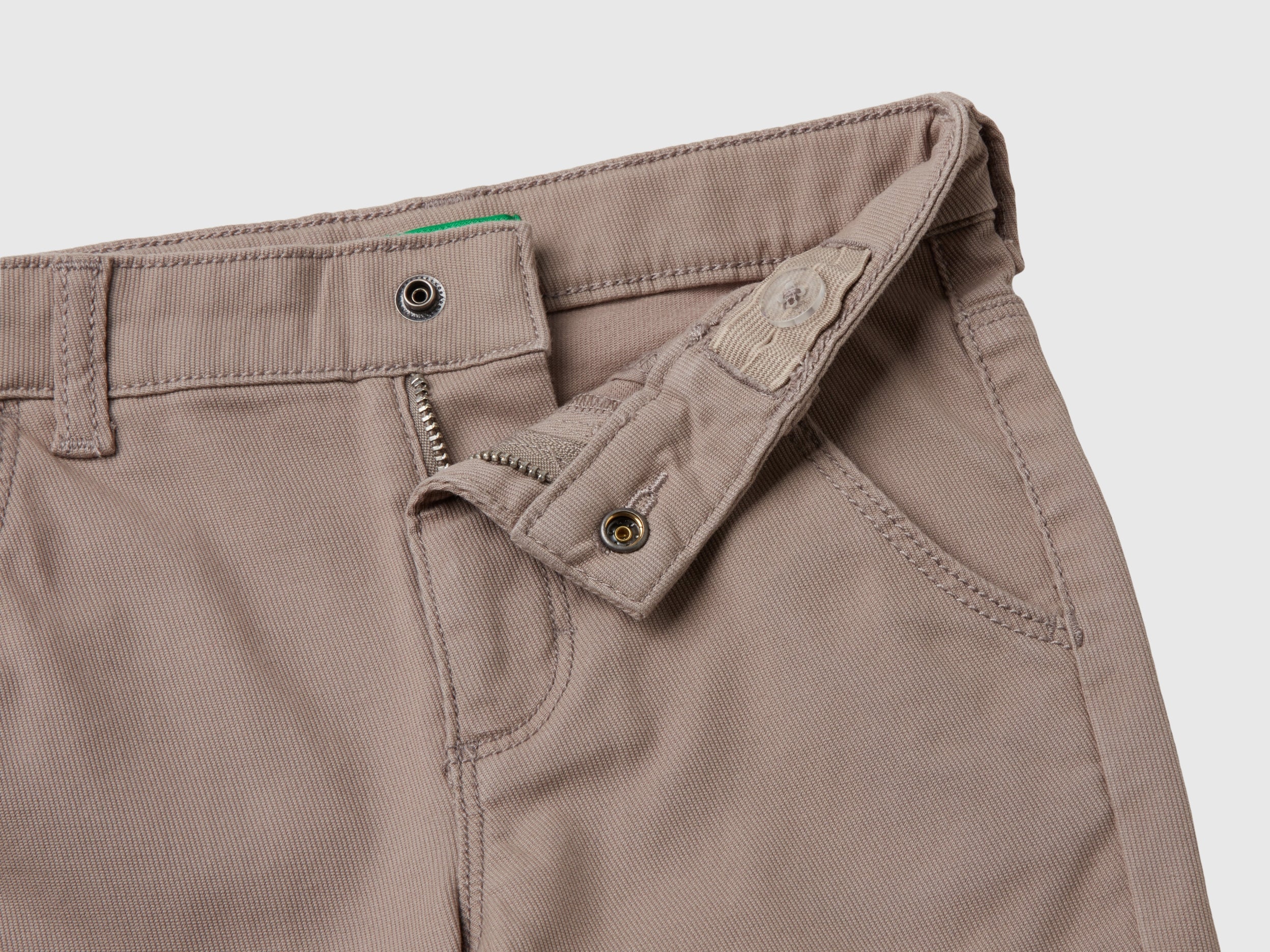 Pantaloni cargo a zampa - Image 3