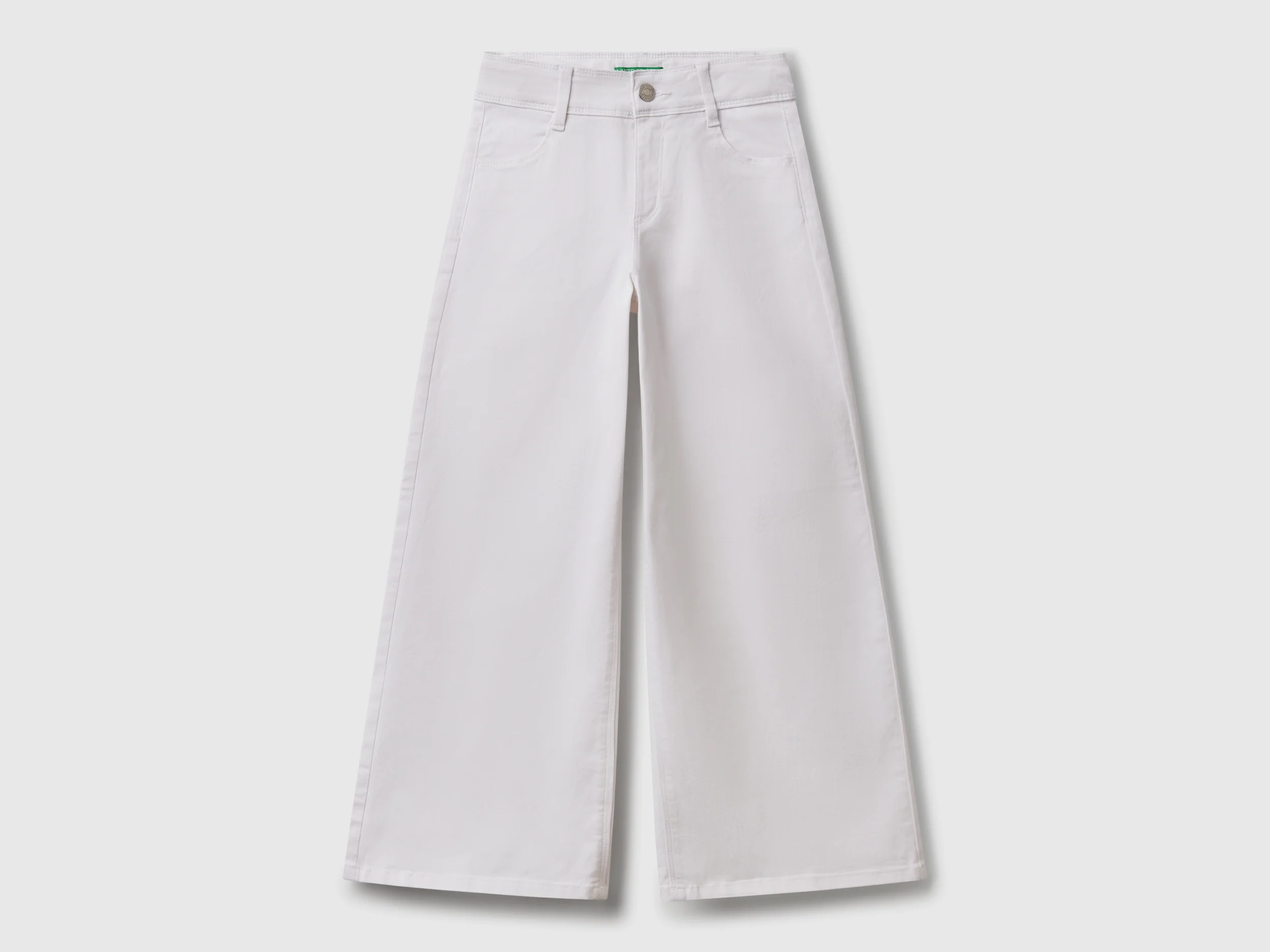 Pantaloni con gamba ampia