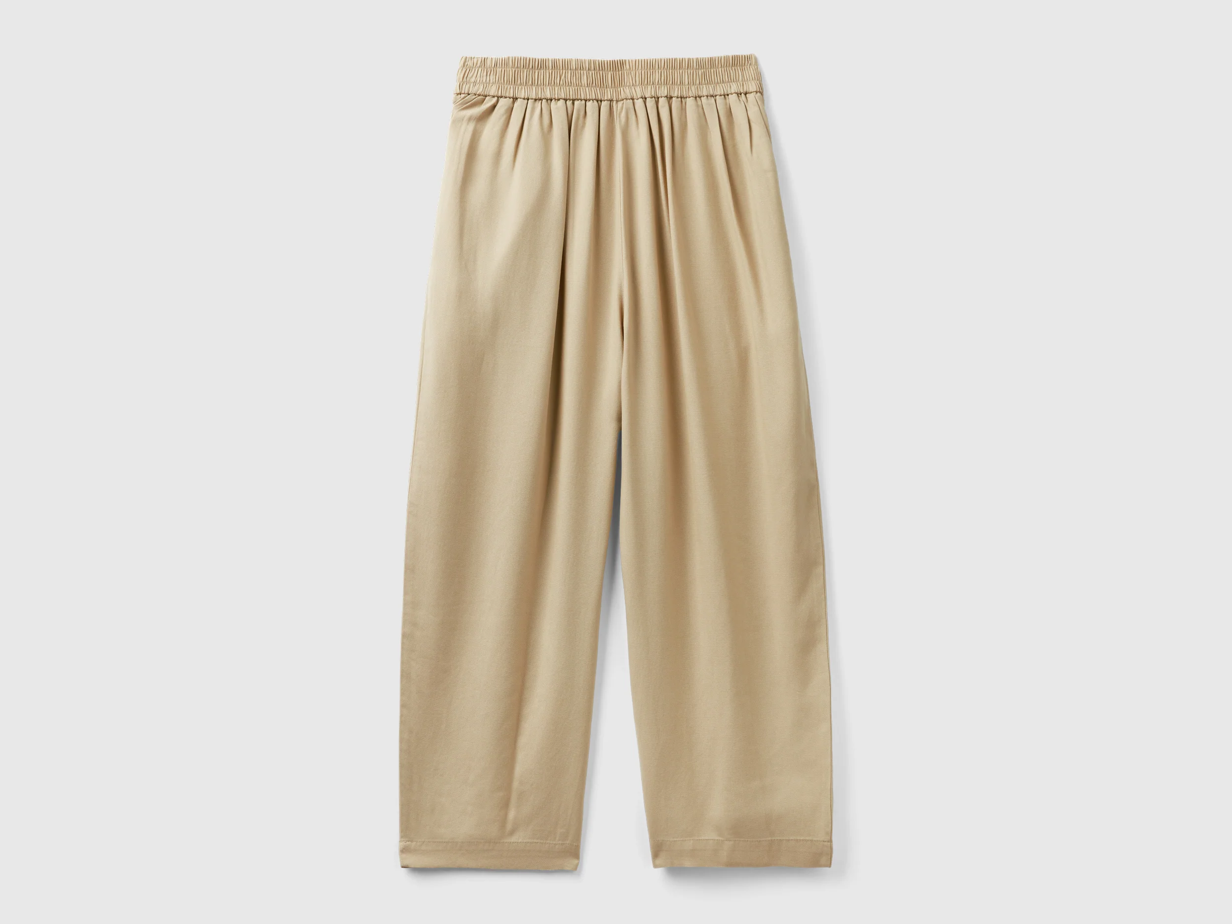 Pantaloni cropped con pieghe - Image 2