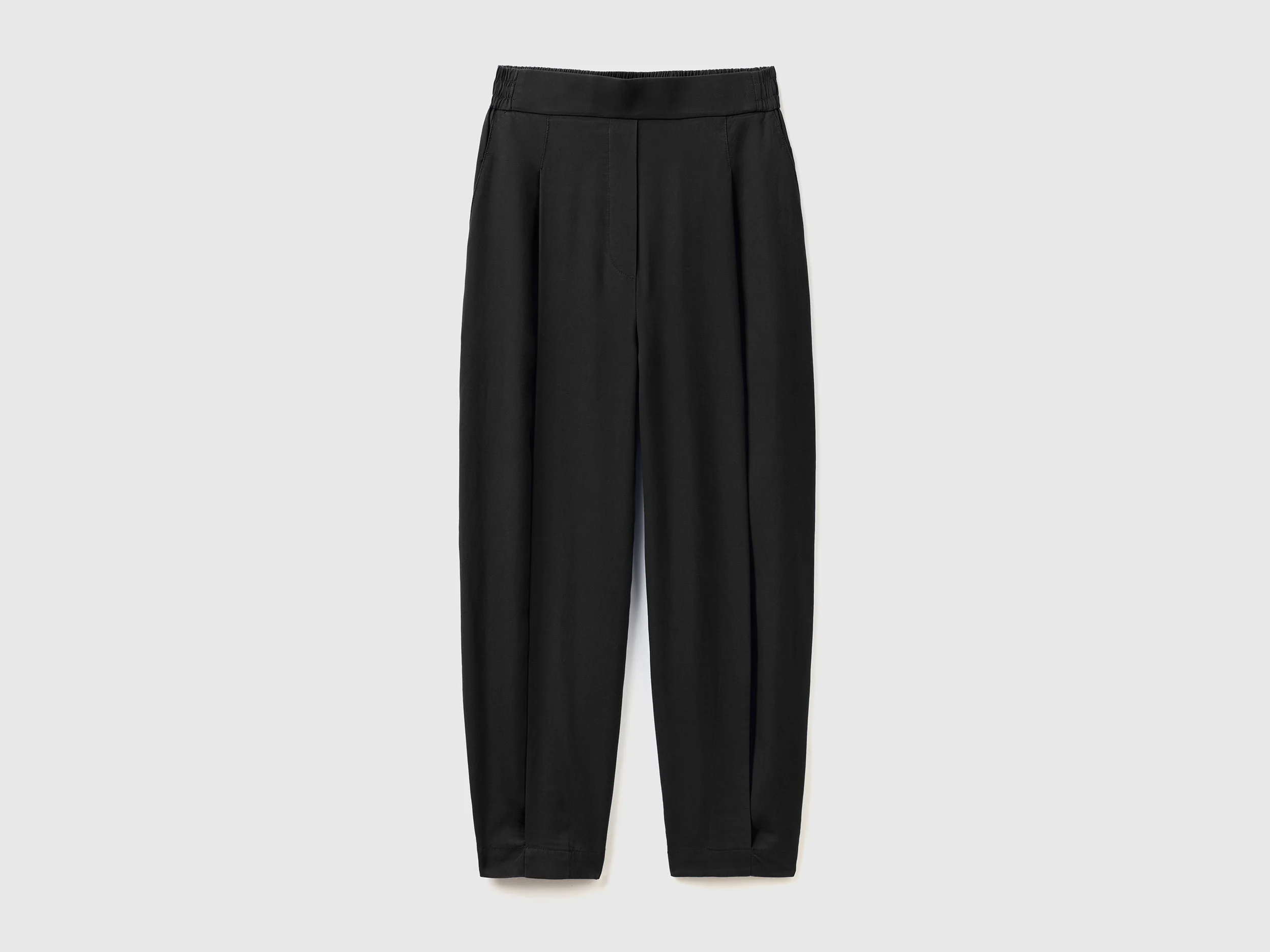 Pantaloni cropped con pieghe