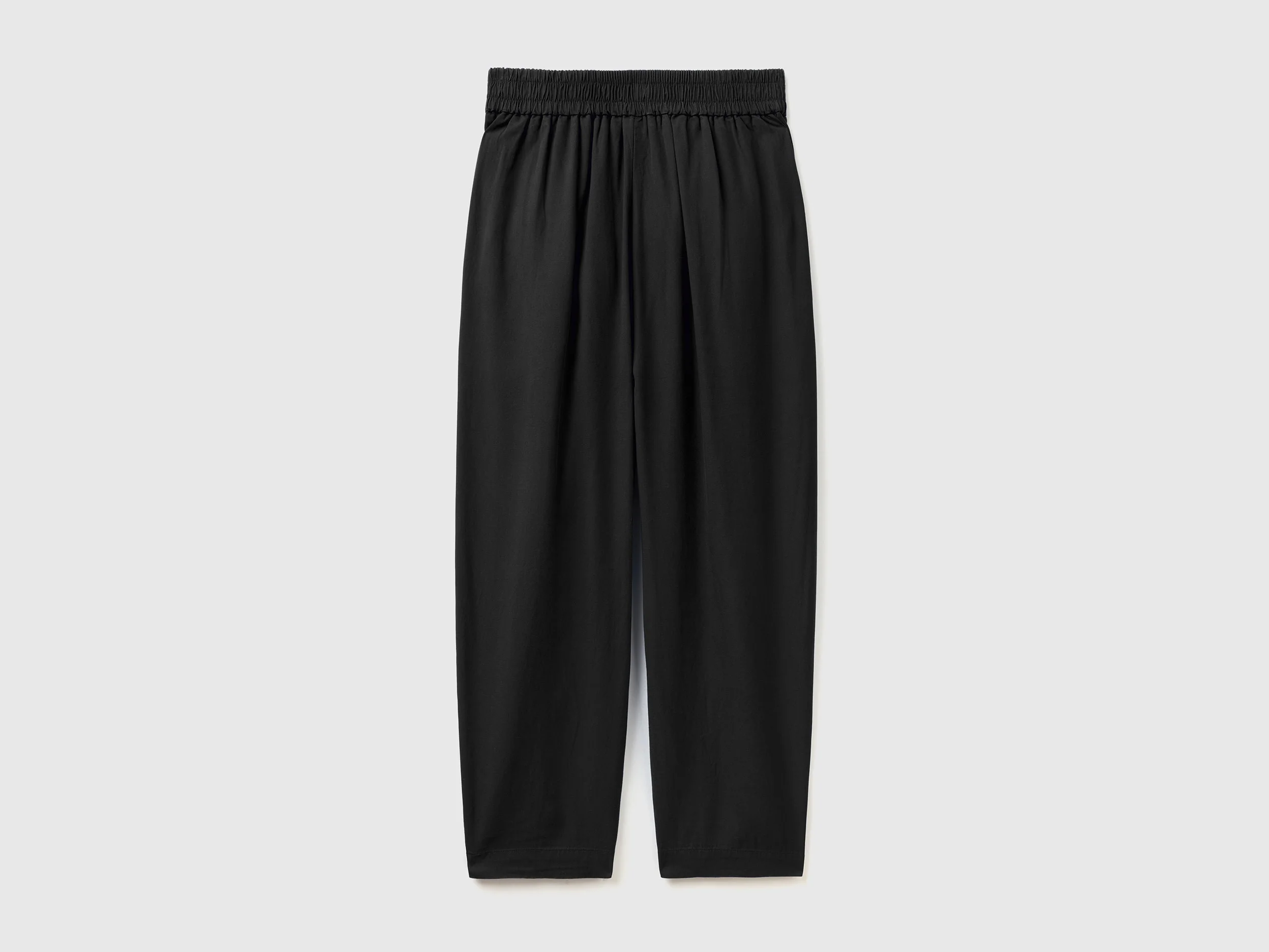 Pantaloni cropped con pieghe - Image 2