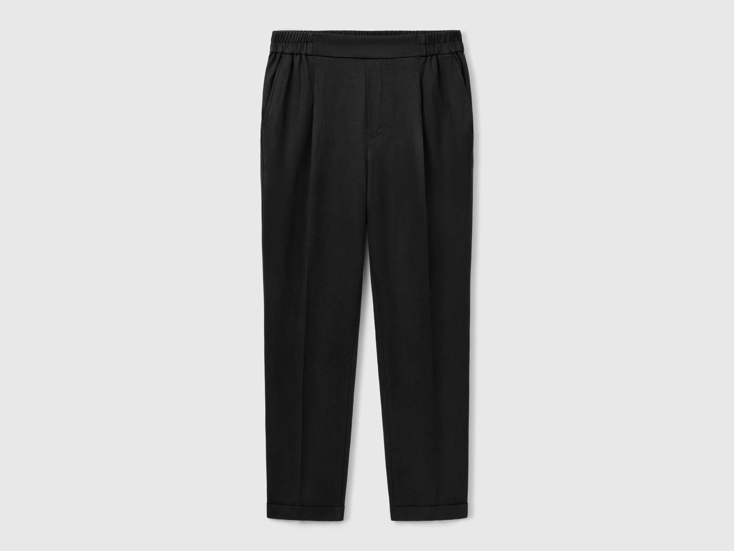 Pantaloni fluidi con risvolto
