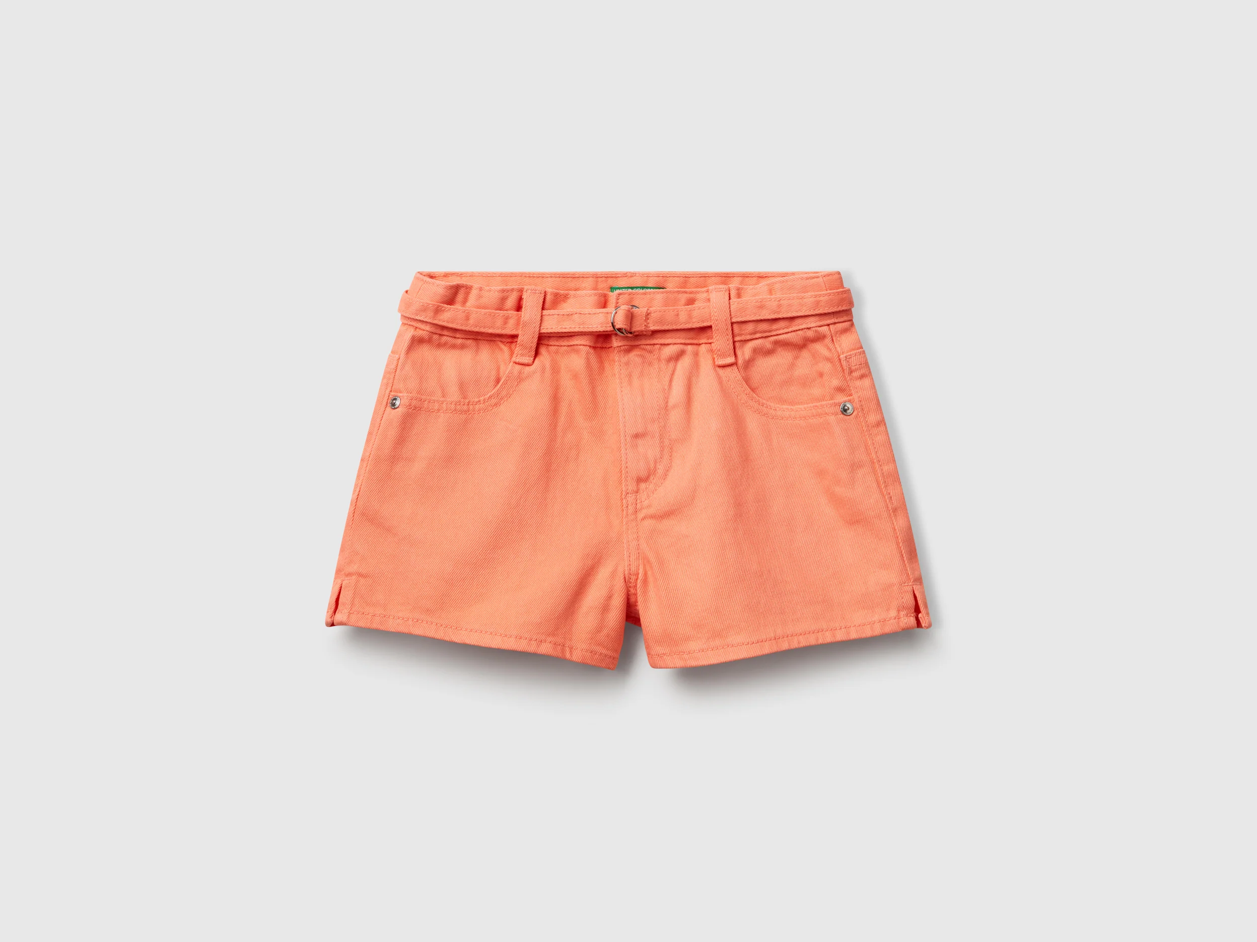 Shorts con cintura