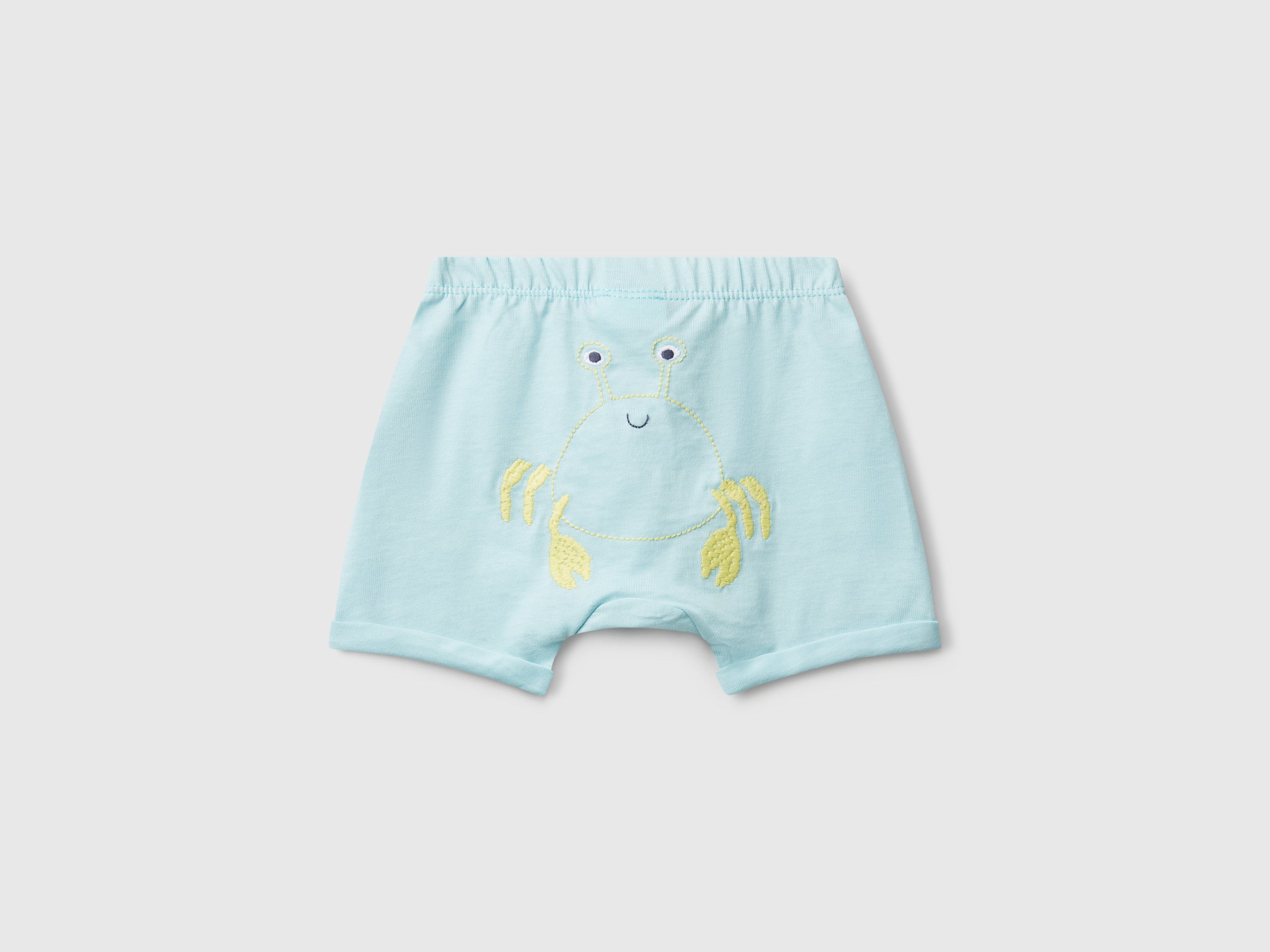 Shorts con patch sul retro - Image 2