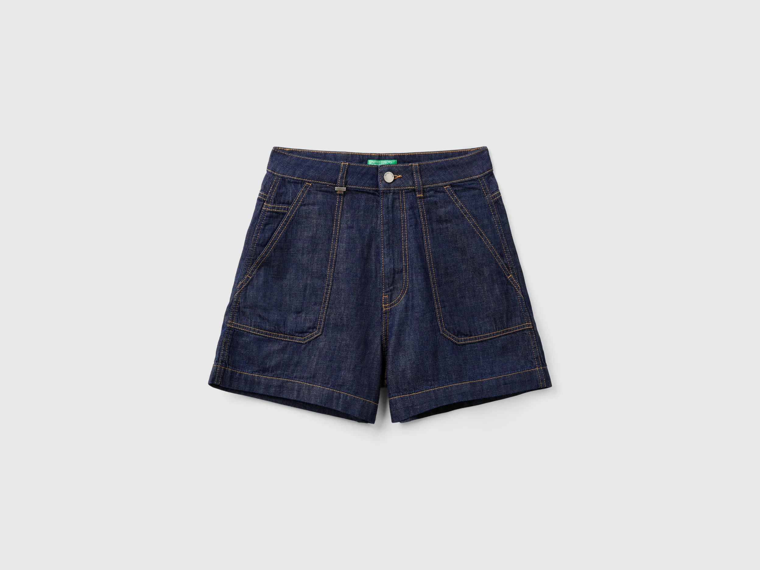 Shorts in chambray