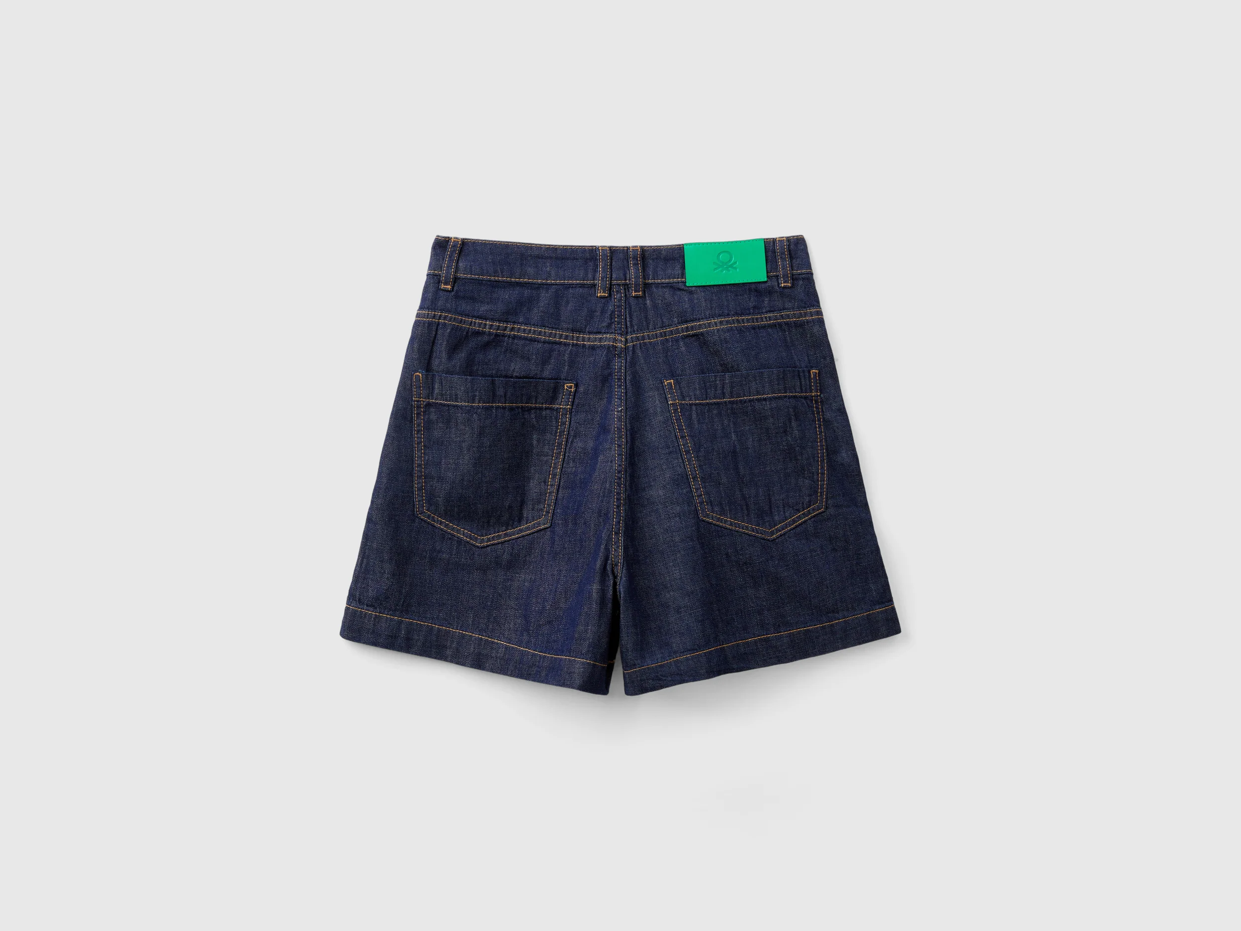 Shorts in chambray - Image 2