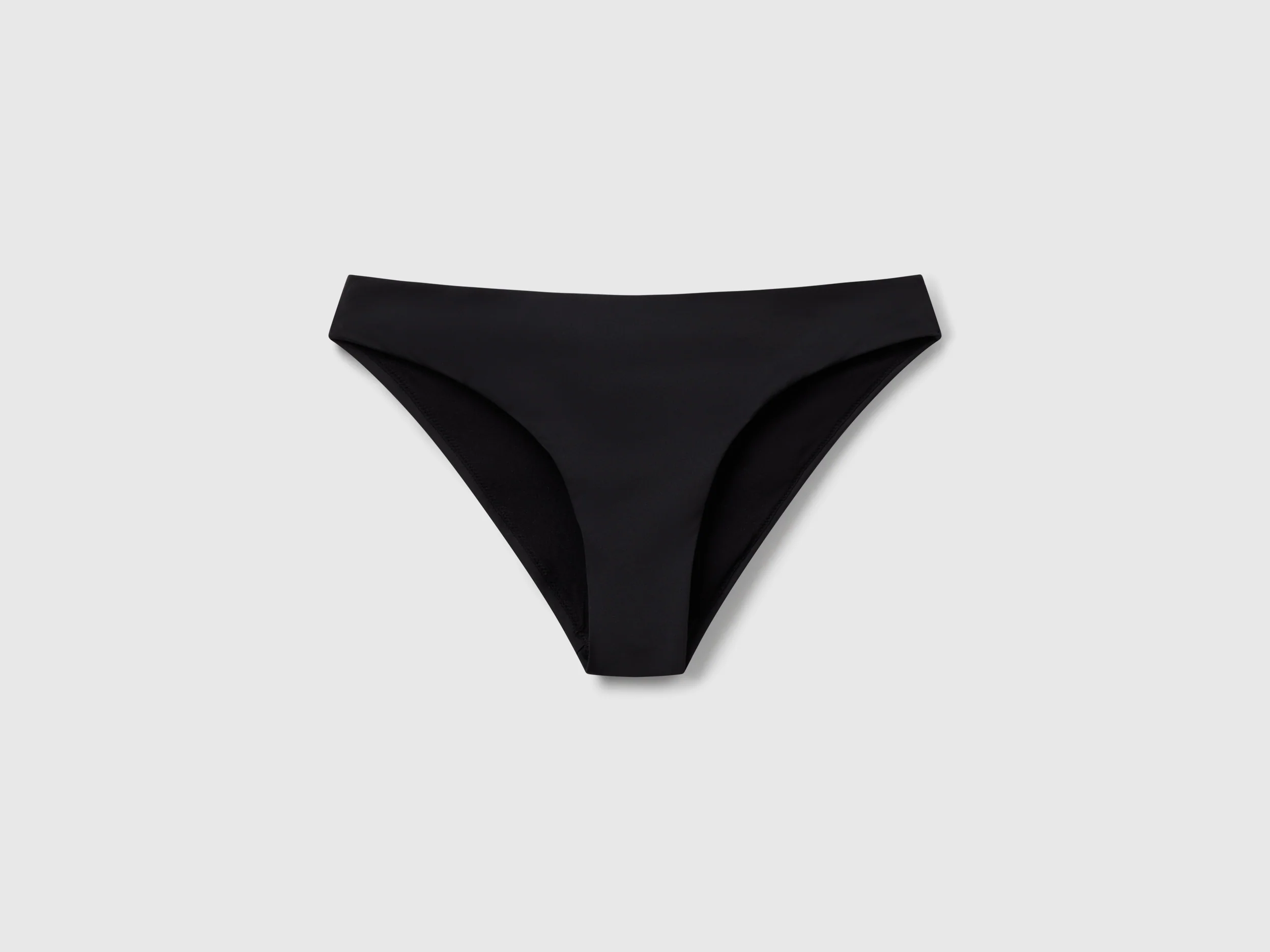 Slip costume basico in ECONYL®