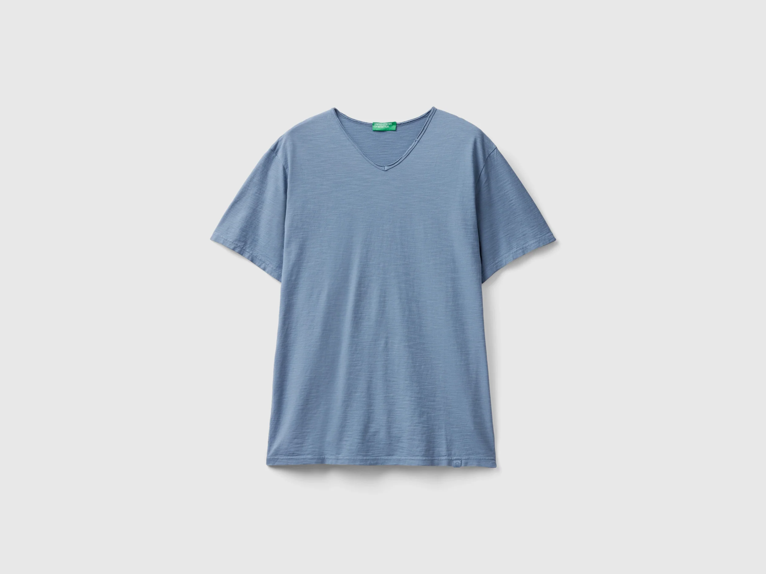 T-shirt 100% cotone con scollo a V