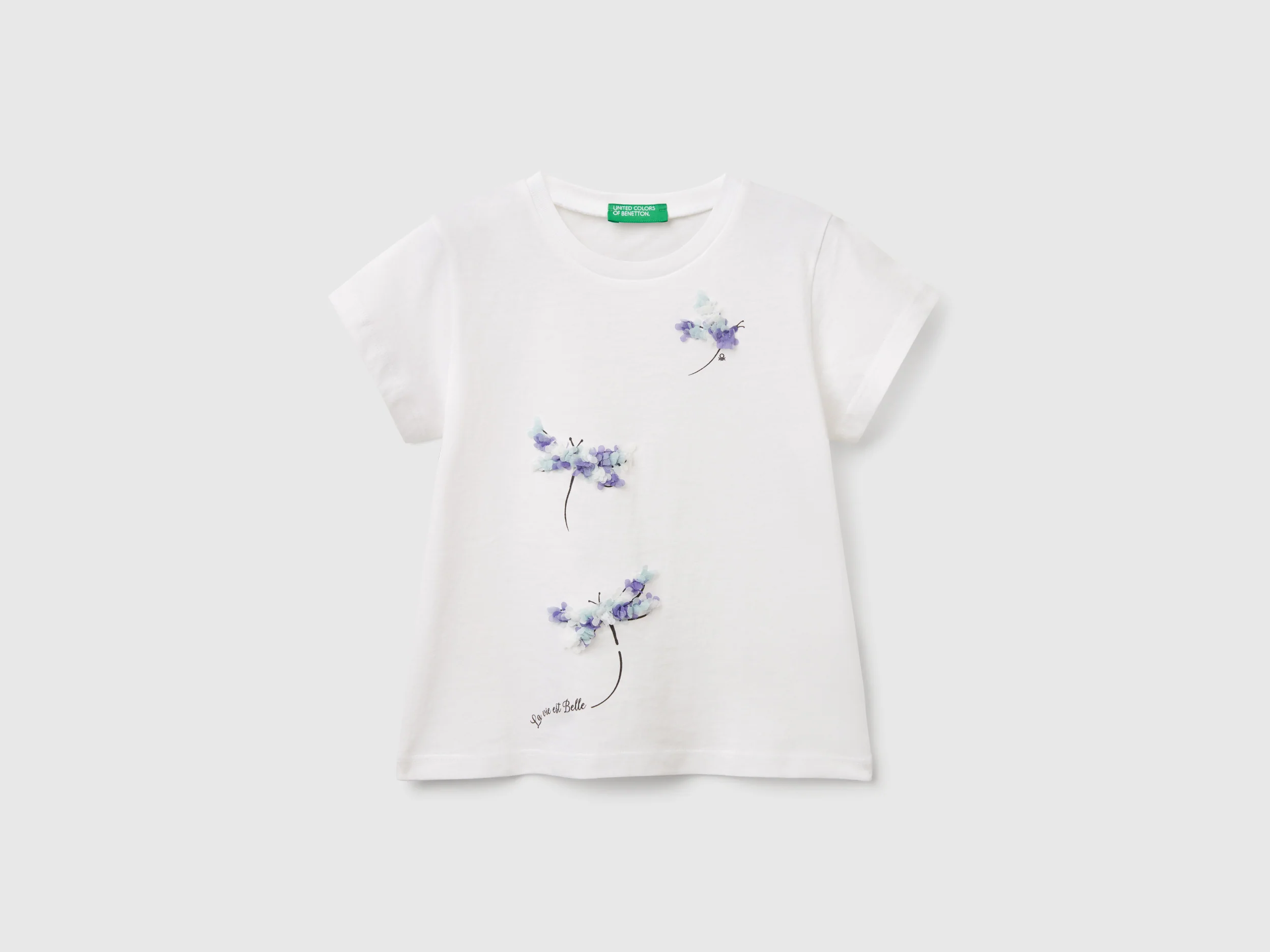T-shirt con applicazione effetto petali