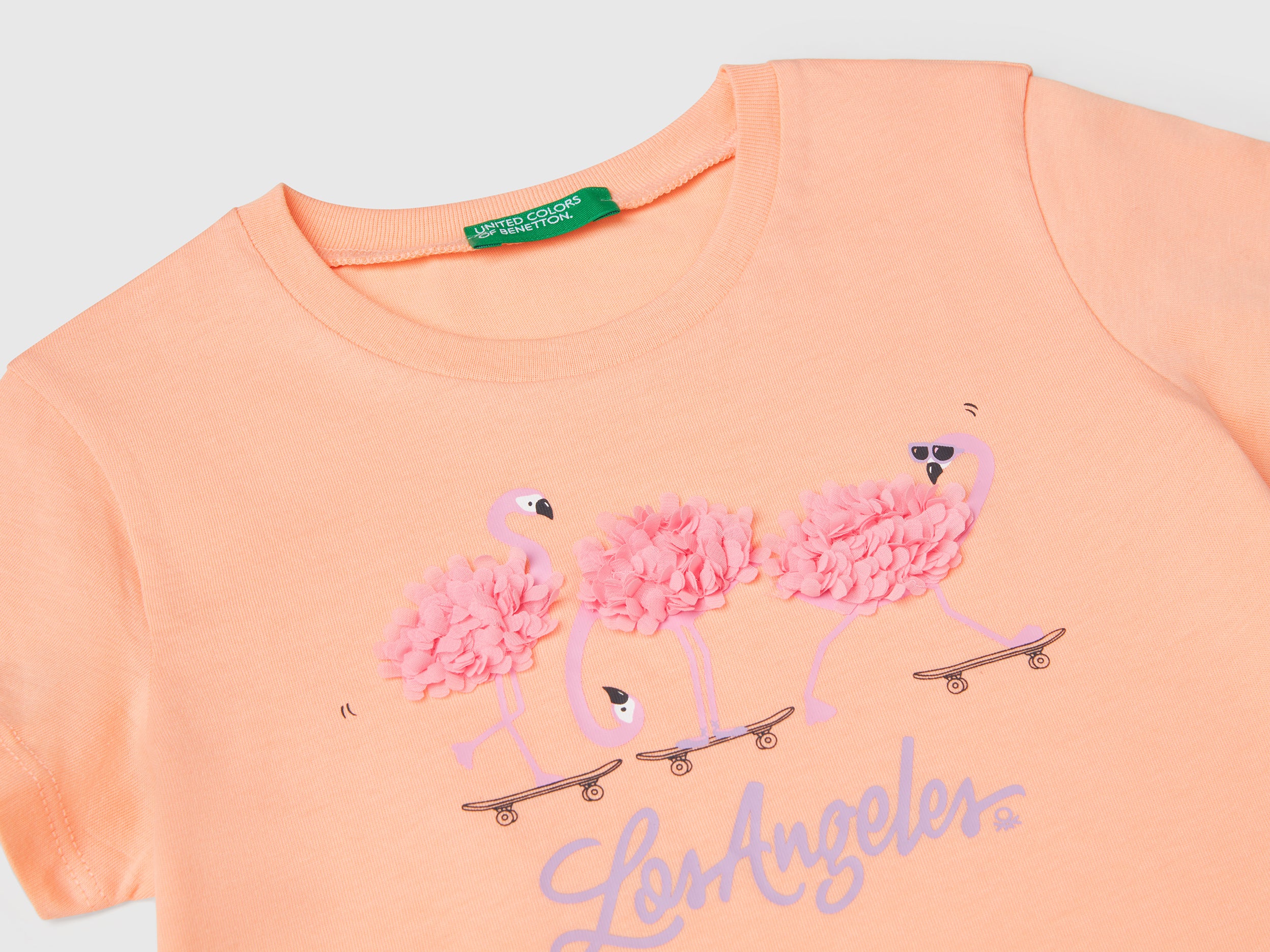 T-shirt con applicazione effetto petali - Image 3