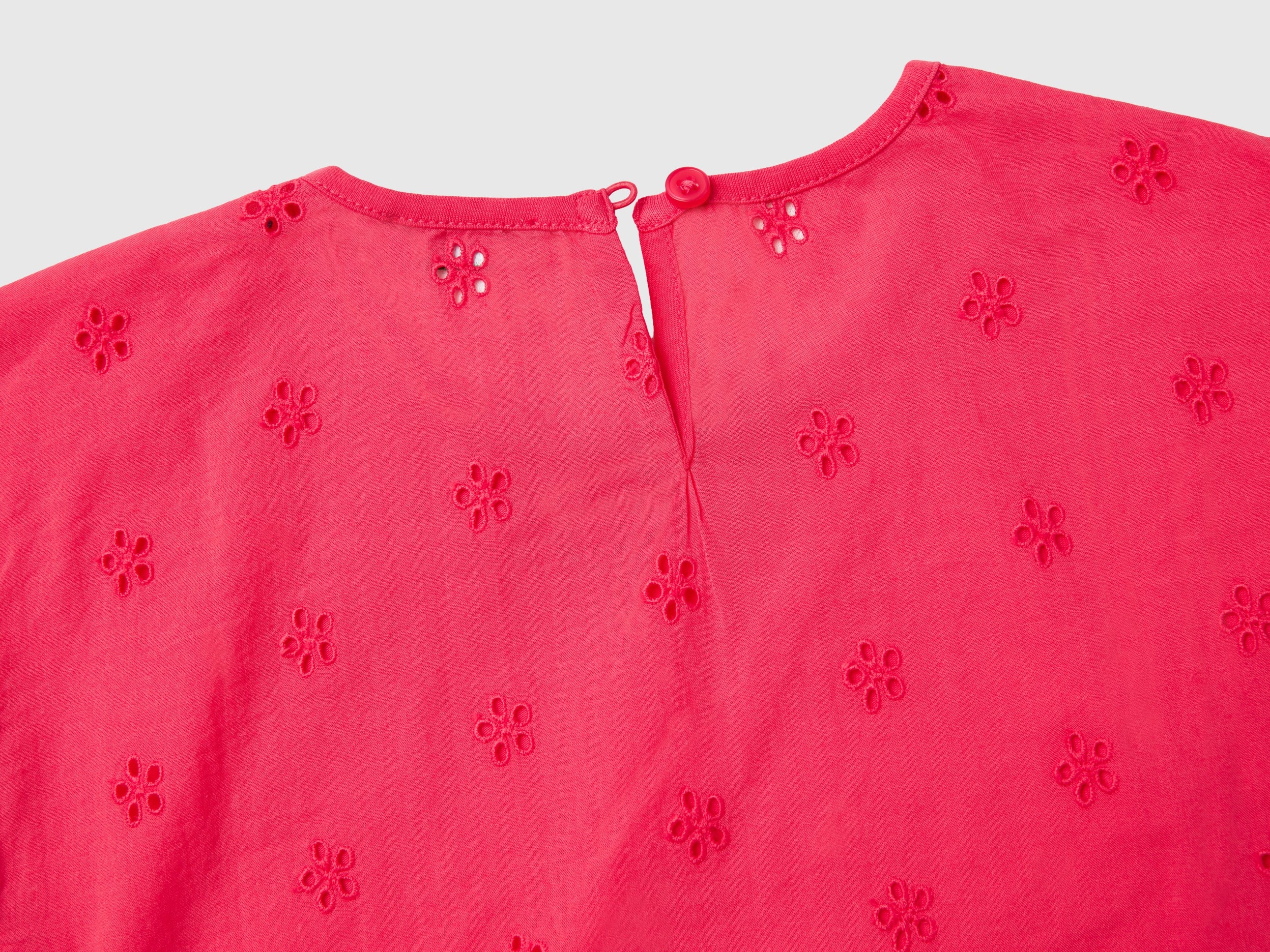 T-shirt con rouches e ricami sangallo - Image 3