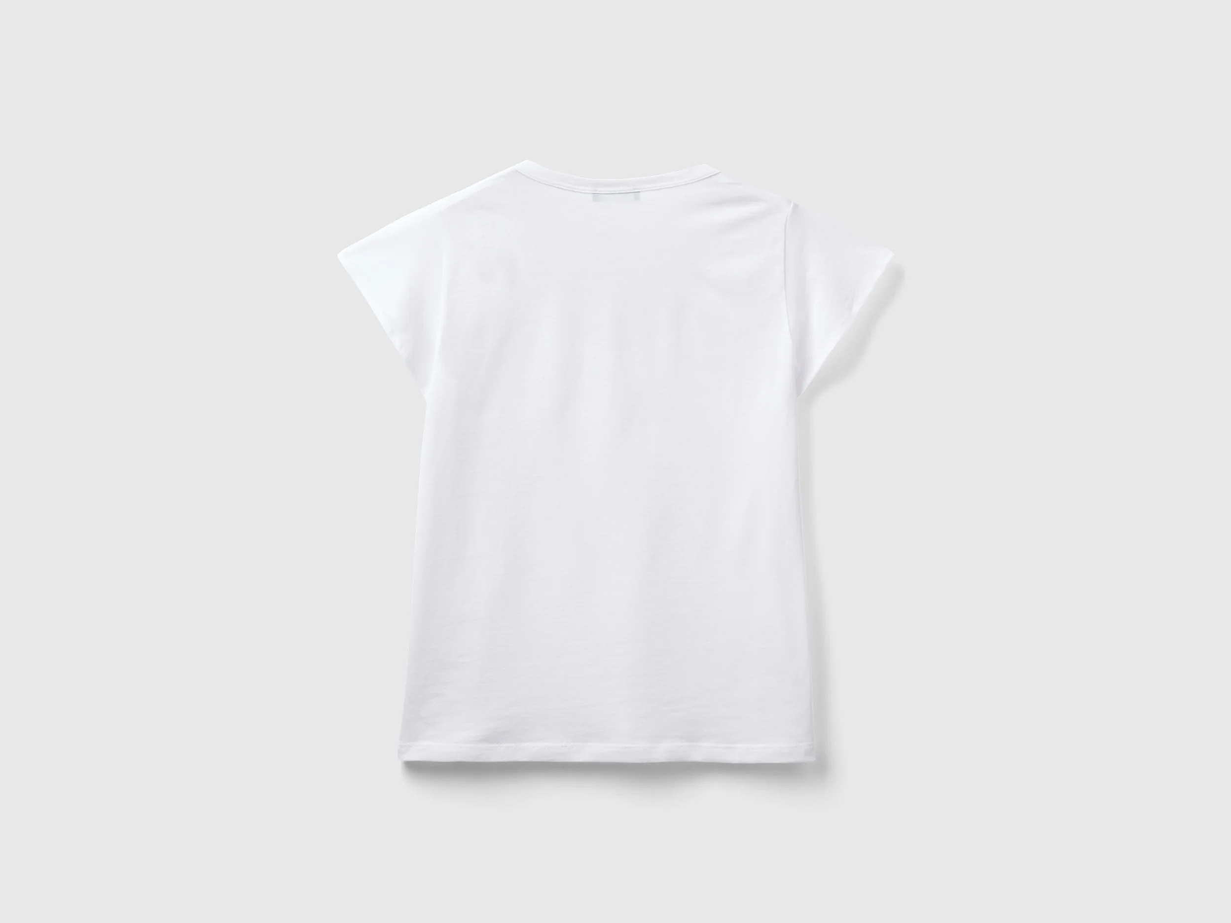 T-shirt con scollo ampio - Image 2