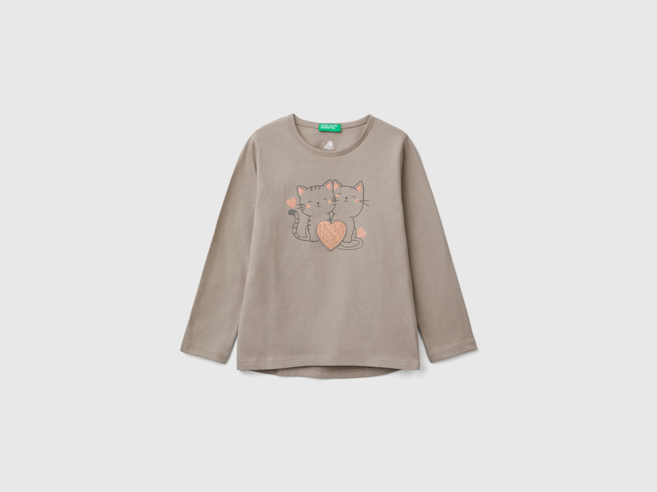 T-shirt con stampa e paillettes
