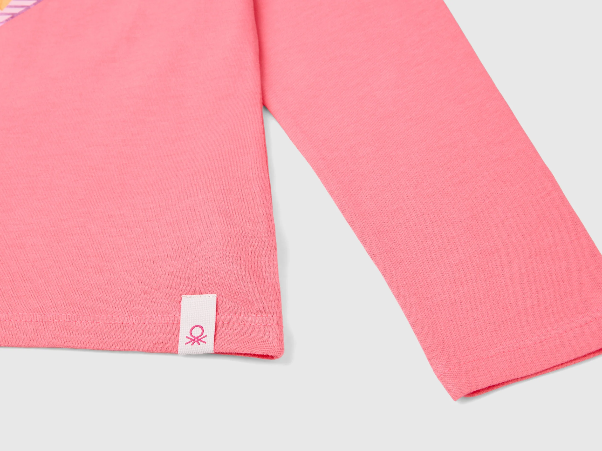 T-shirt con stampa laminata Barbie - Image 3