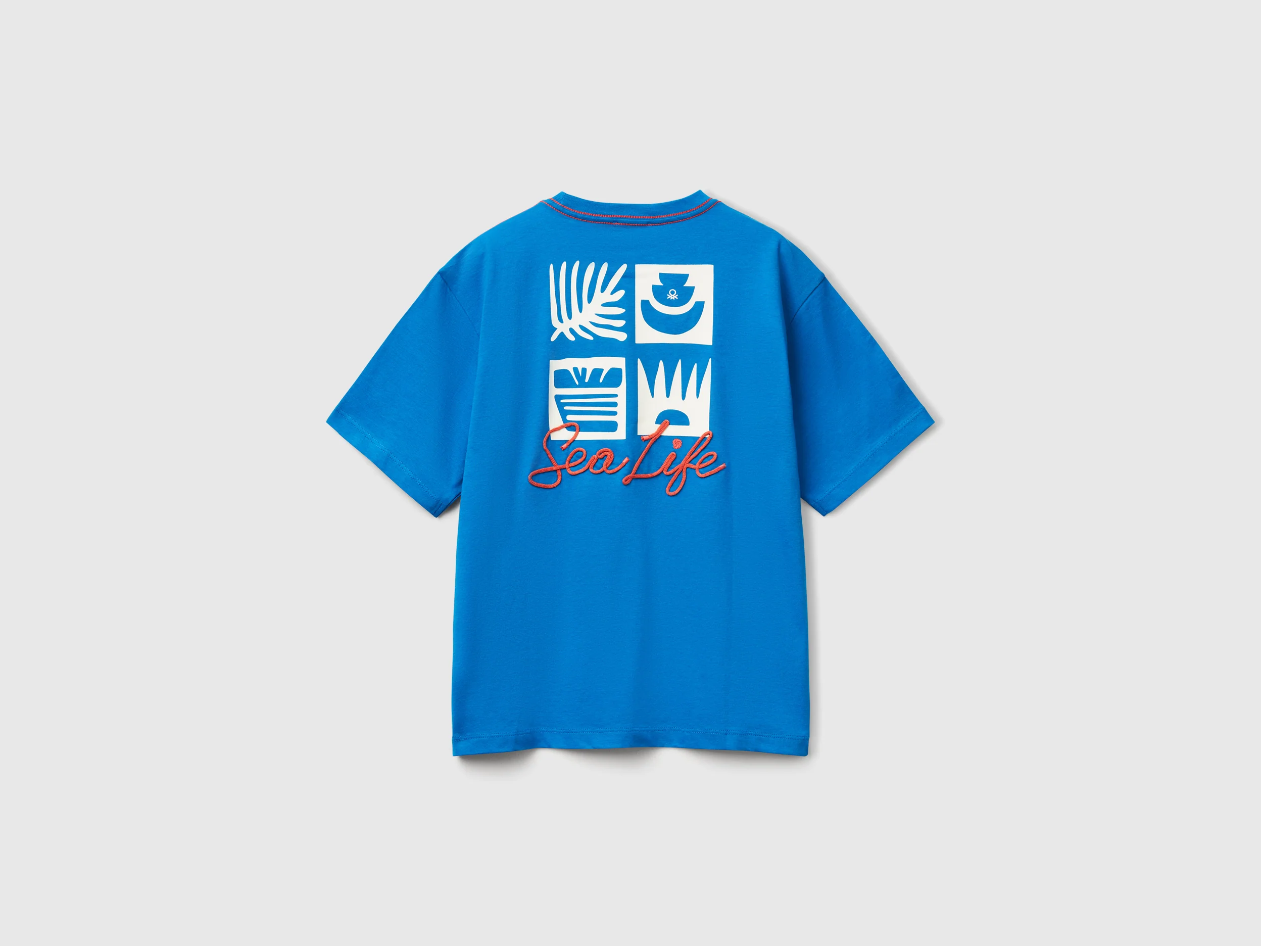 T-shirt con stampa slogan e ricamo - Image 2