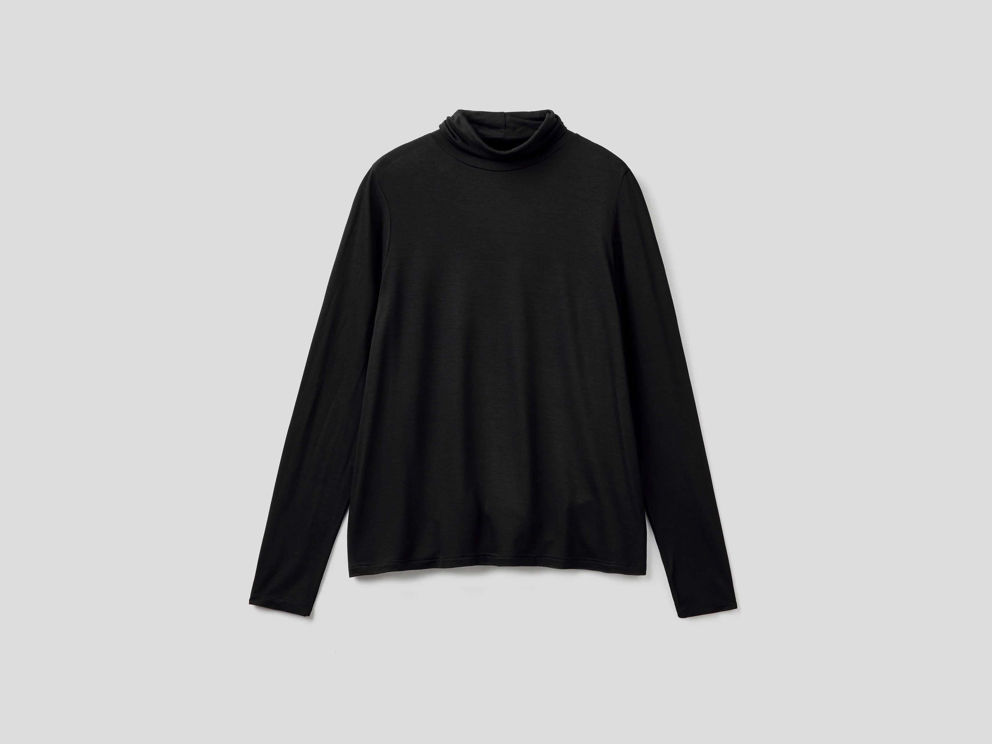 T-shirt lupetto in viscosa stretch