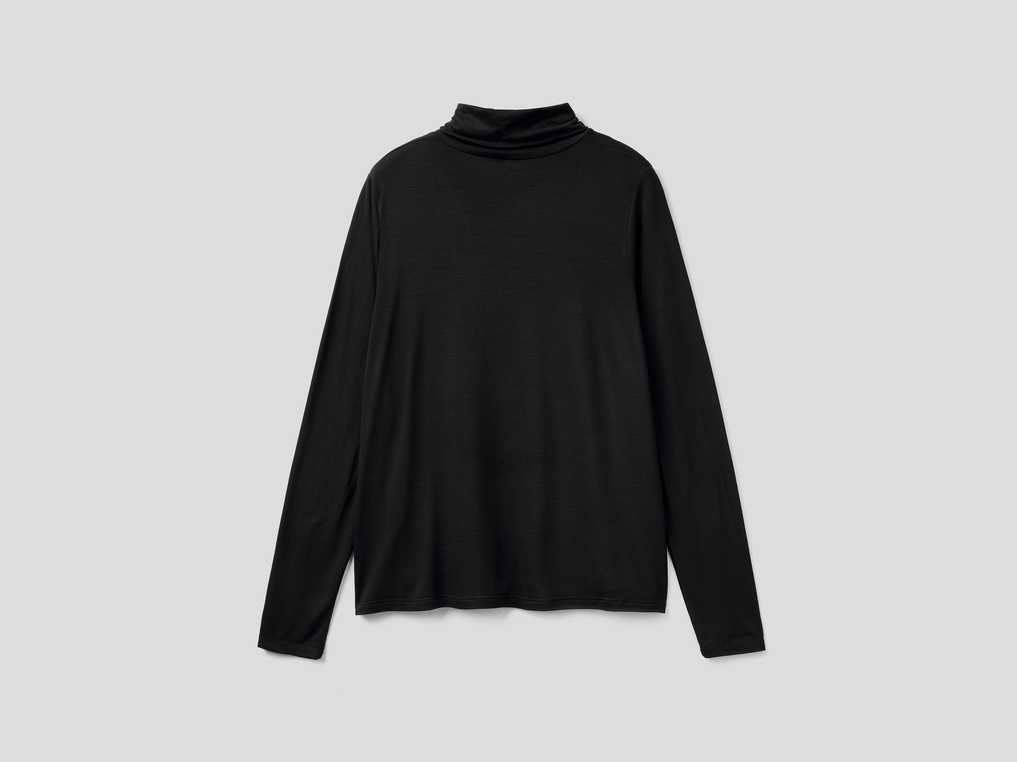 T-shirt lupetto in viscosa stretch - Image 2