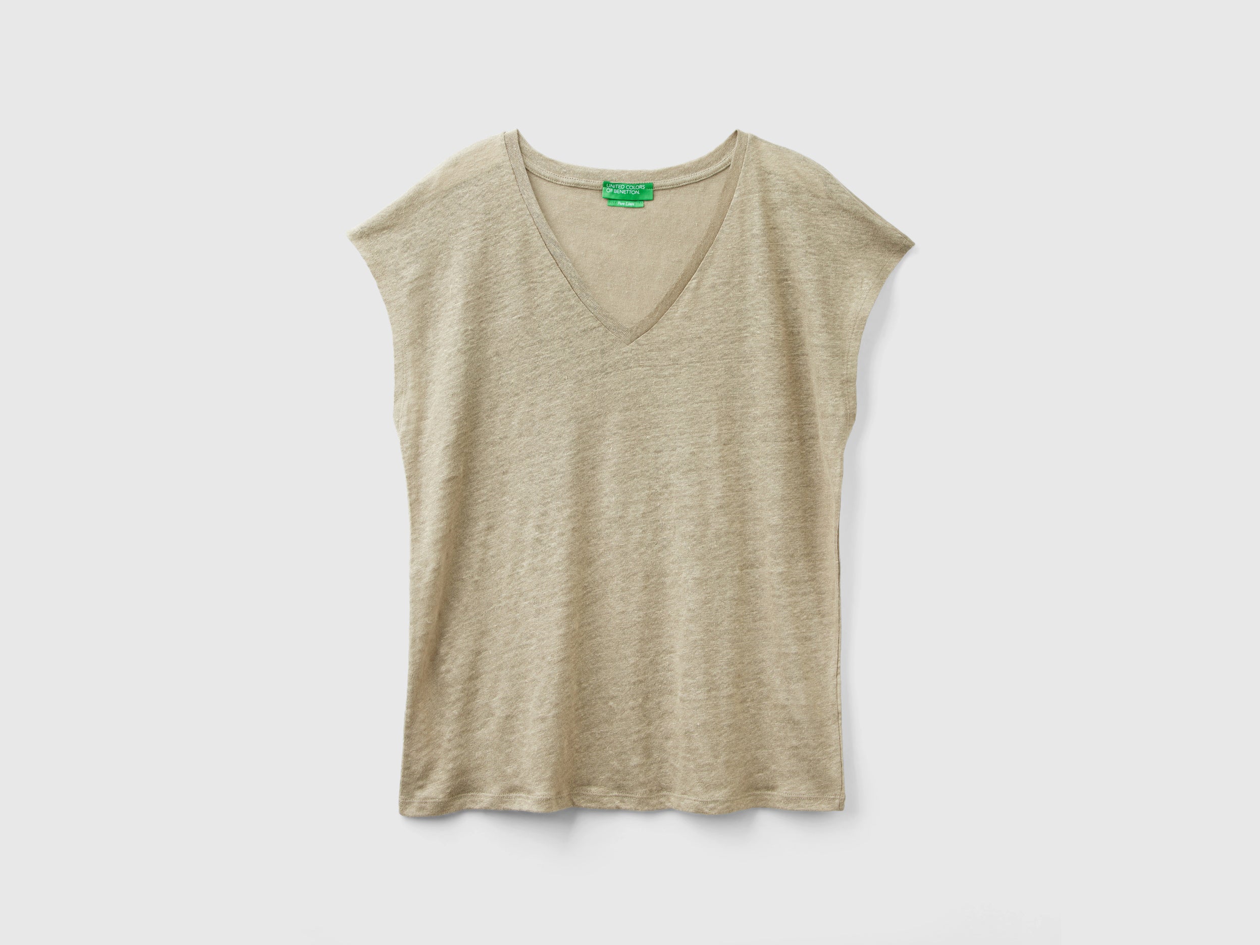 T-shirt scollo a V in puro lino