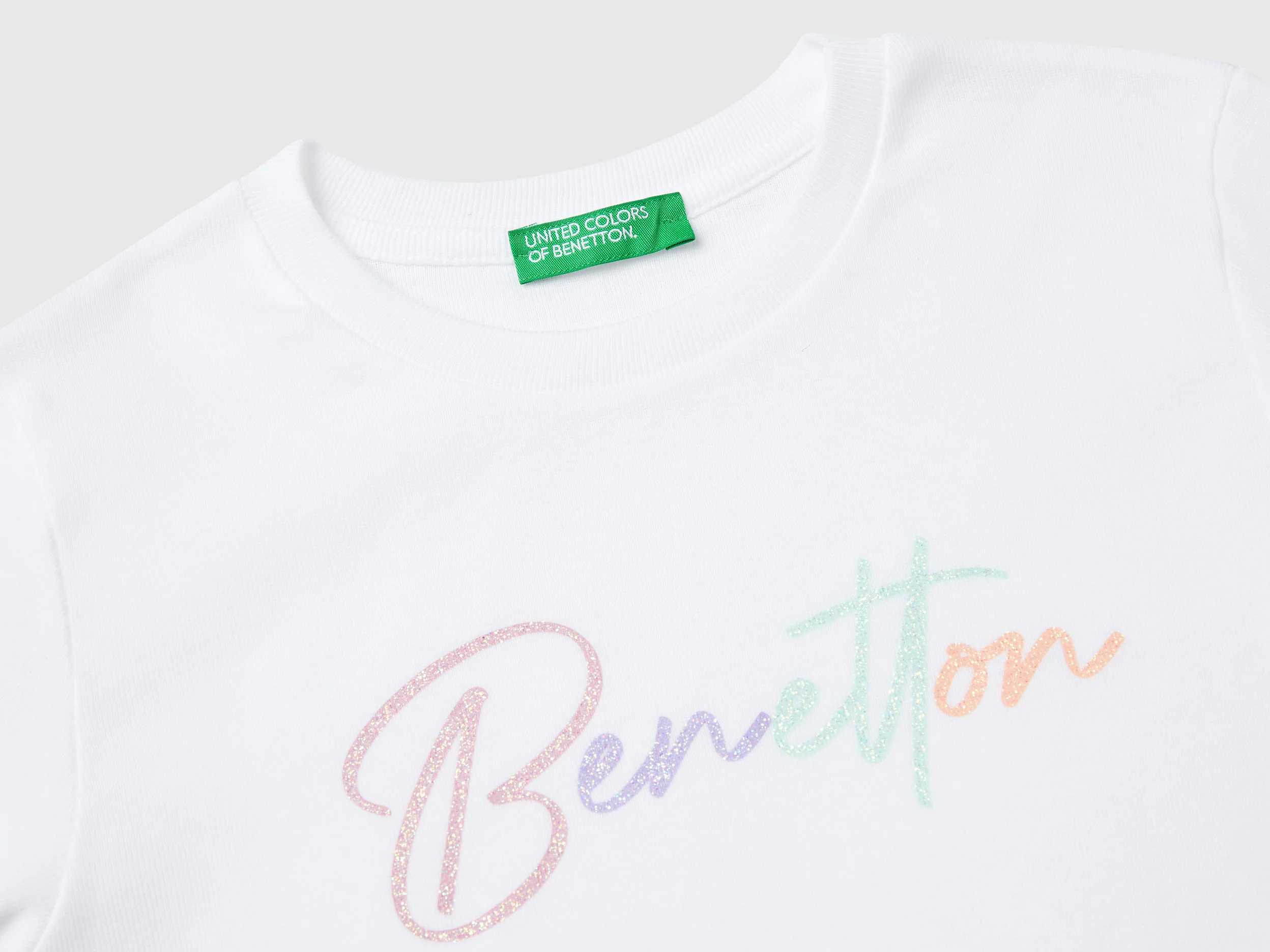 T-shirt slim fit con stampa glitter - Image 3