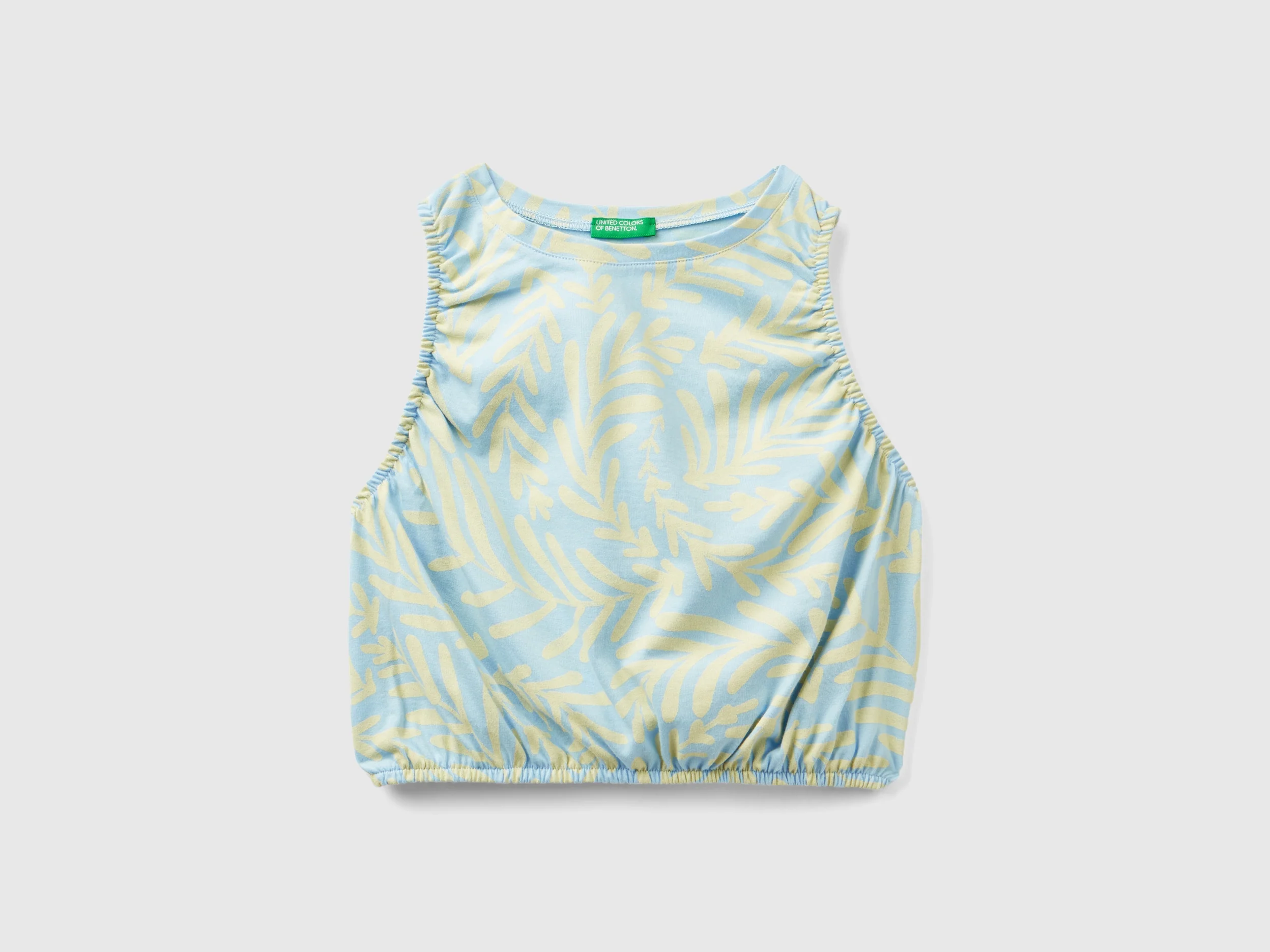 Top con stampa tropicale